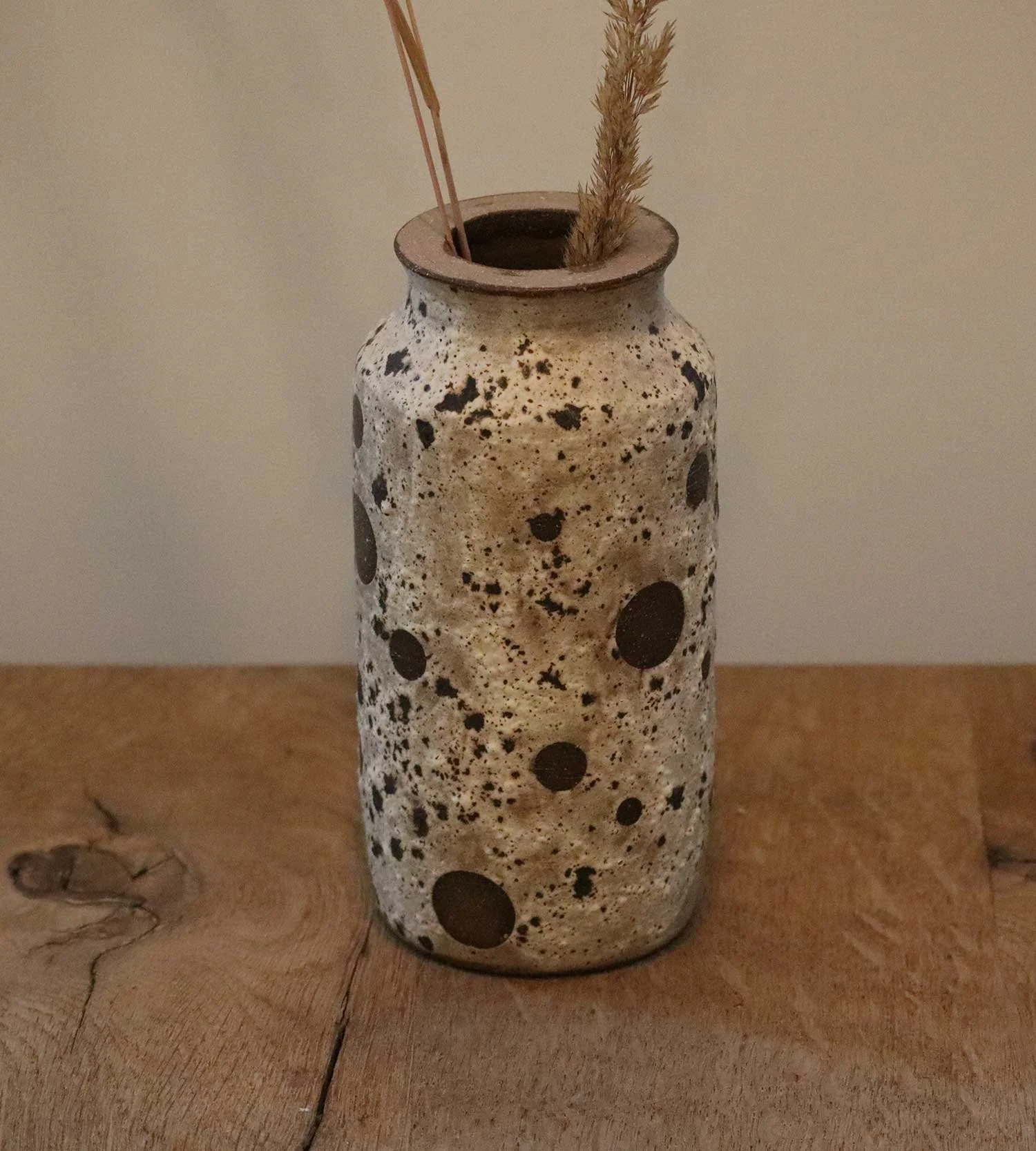 The-Strata-Vase-Pebble-2.jpg