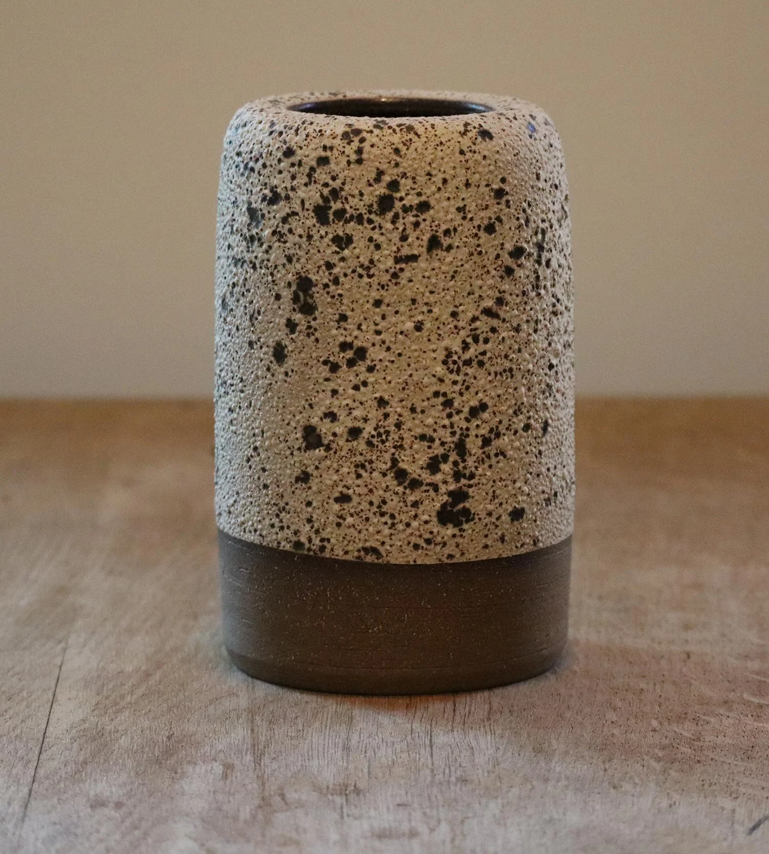 Ash Line (Large) - Ceramic Vase