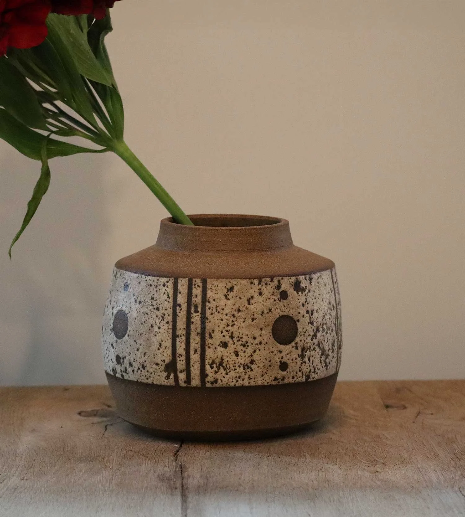 The-Strata-Vase-Delta-1.jpg