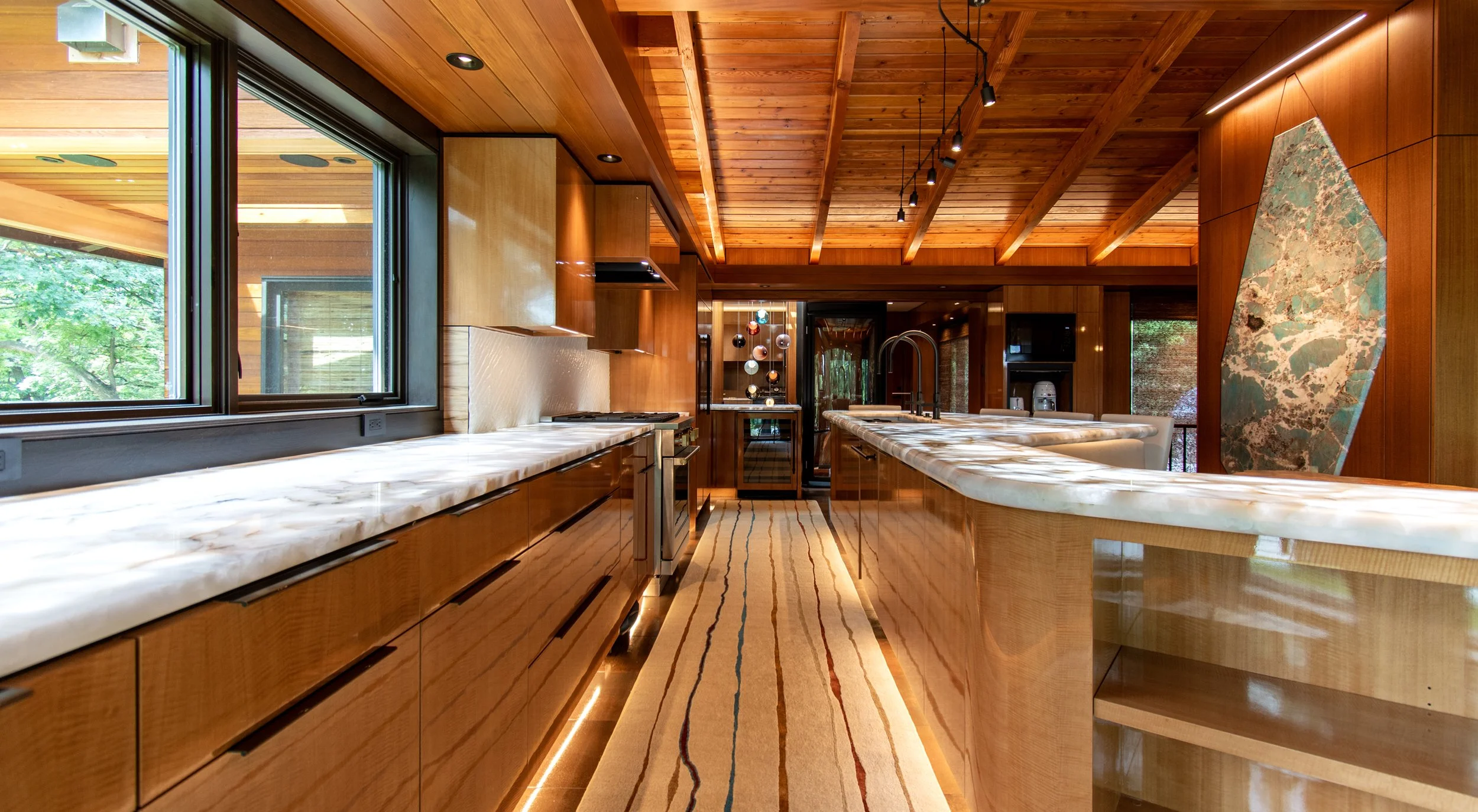 Kitchen_Parallel_H_543_01M.jpg