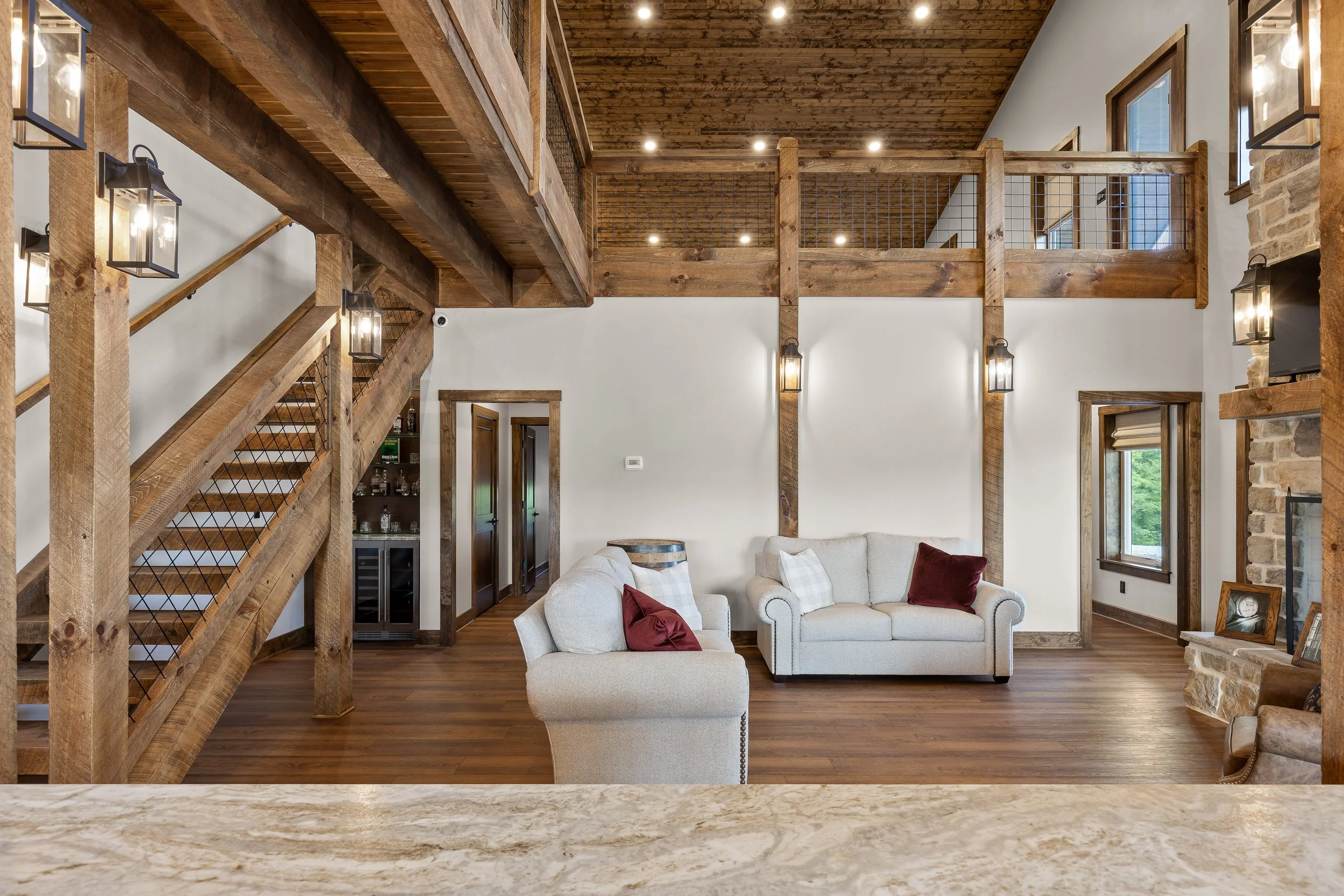 custom-barndominium-interior-lighthouse-construction-chattanooga-tn.jpg