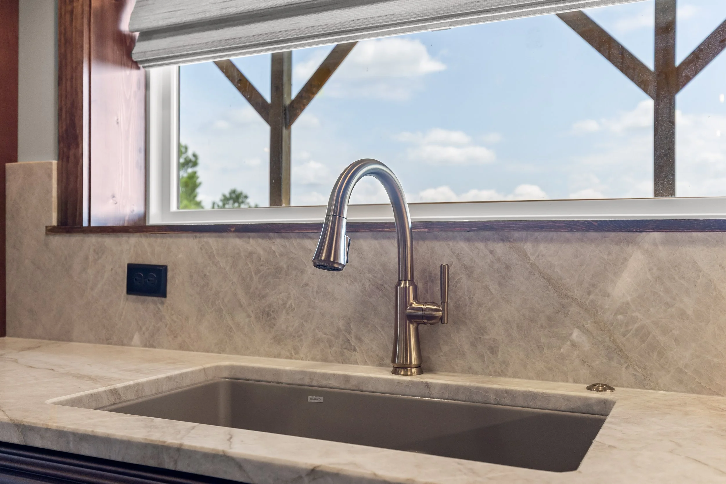 custom-barndominium-interior-lighthouse-construction-sink.jpg