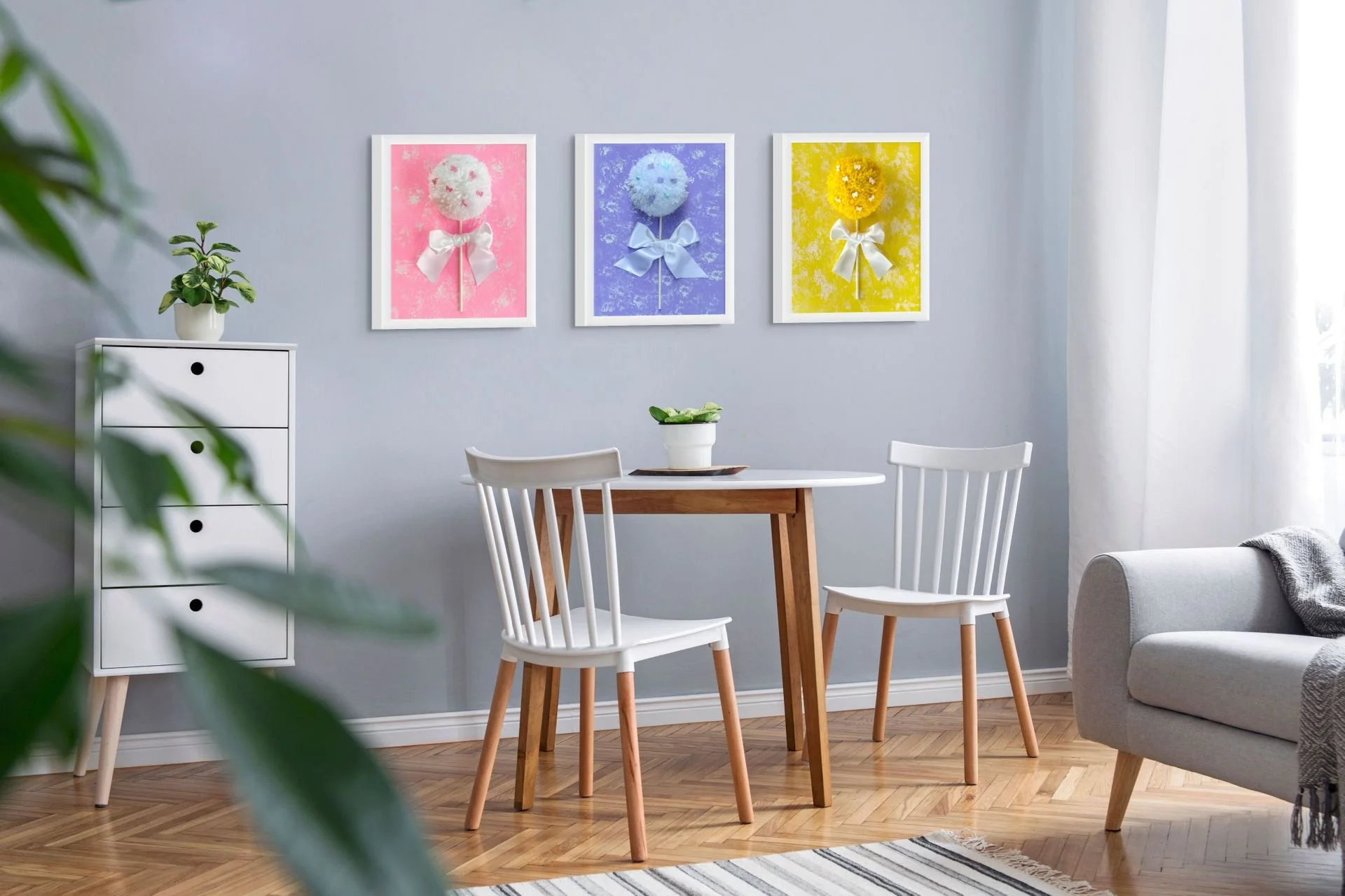 Bows&hellip; and then more bows 🎀✨ 

This collection is all about soft color, playful charm, and those little details that make a space feel instantly happier. Each piece in the Bows &amp; More Bows collection brings a sweet pop of joy to your walls