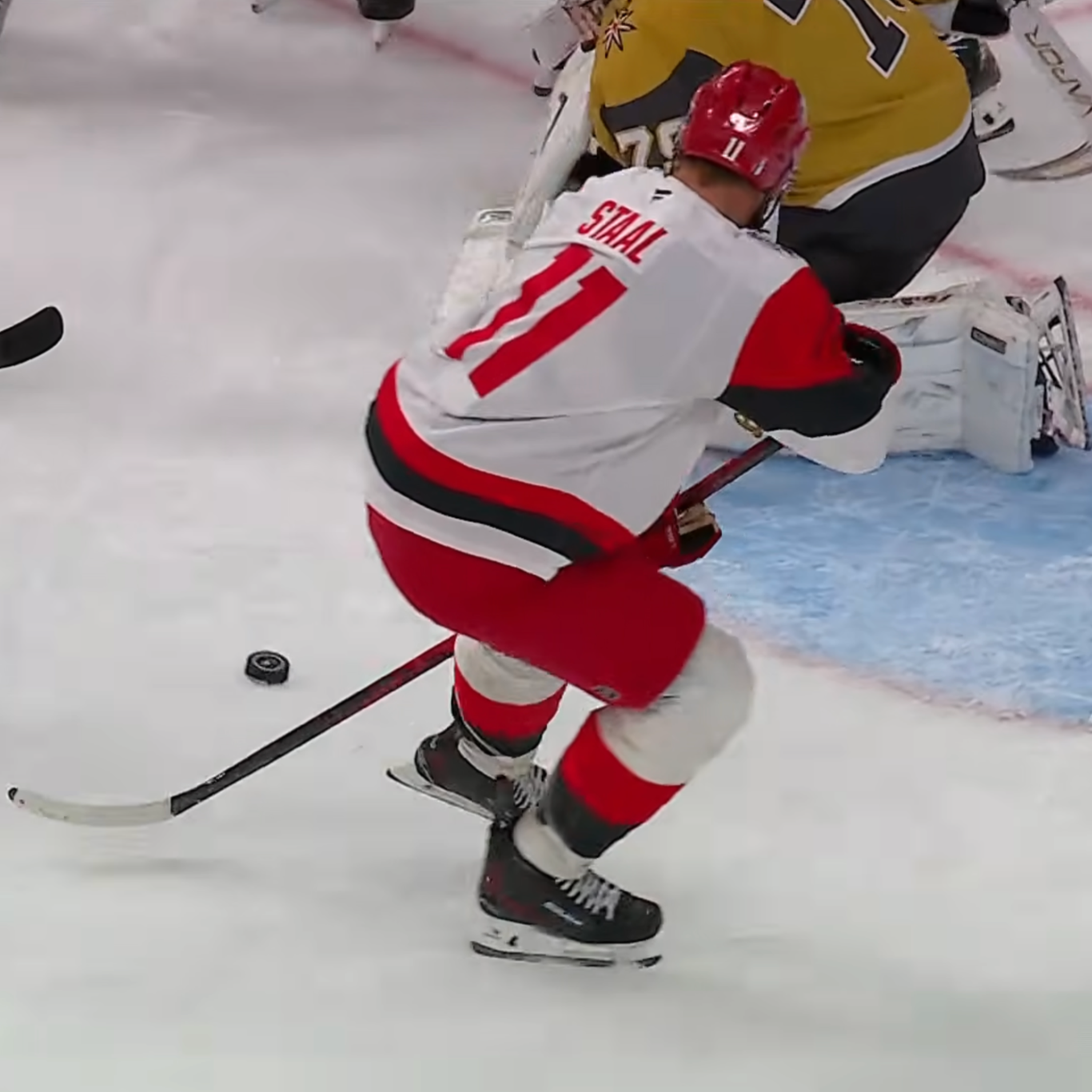 Staal's Ageless Heroics Lift Hurricanes in Game 4