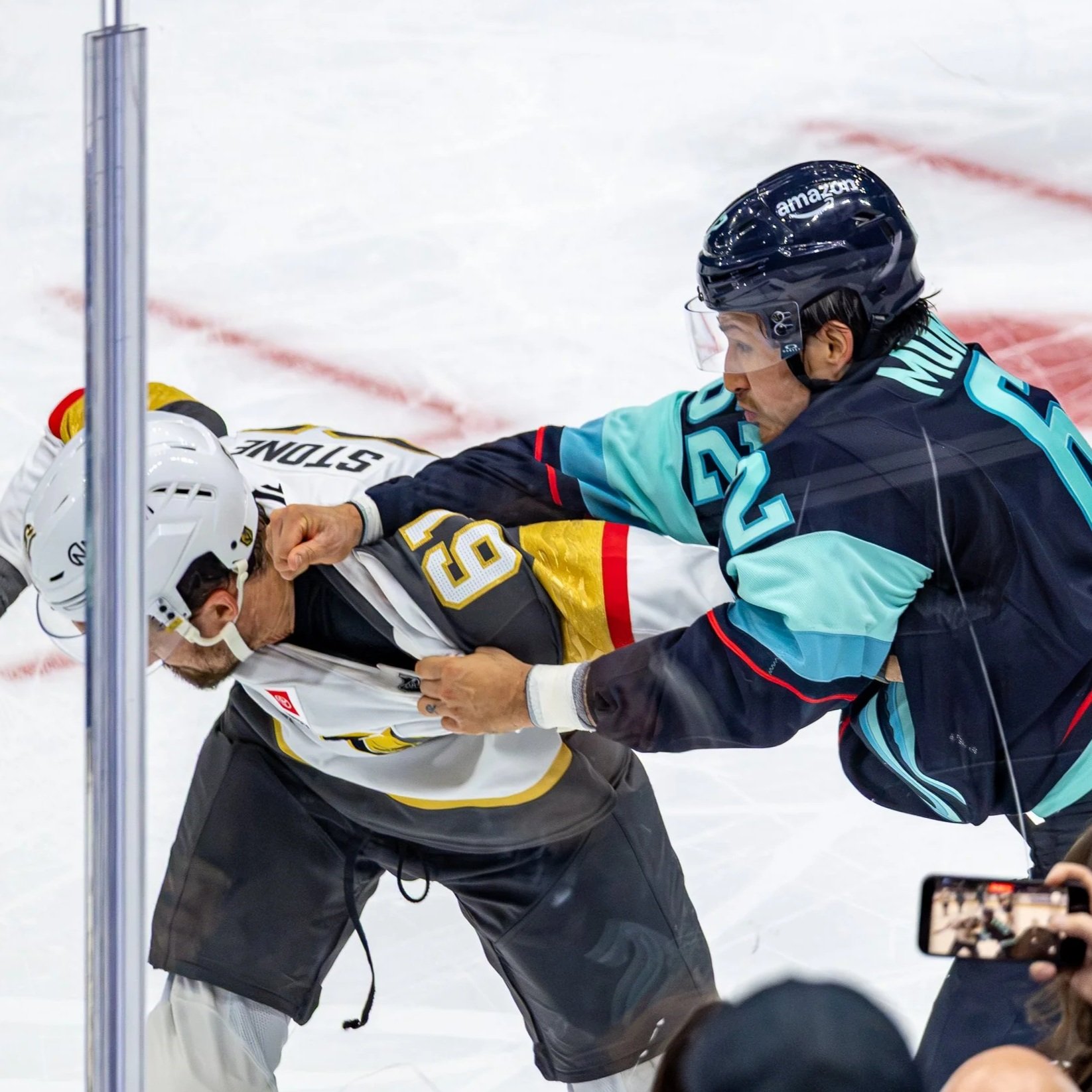 Mark Stone's Fight With Brandon Montour Reinforced His Leadership in Vegas