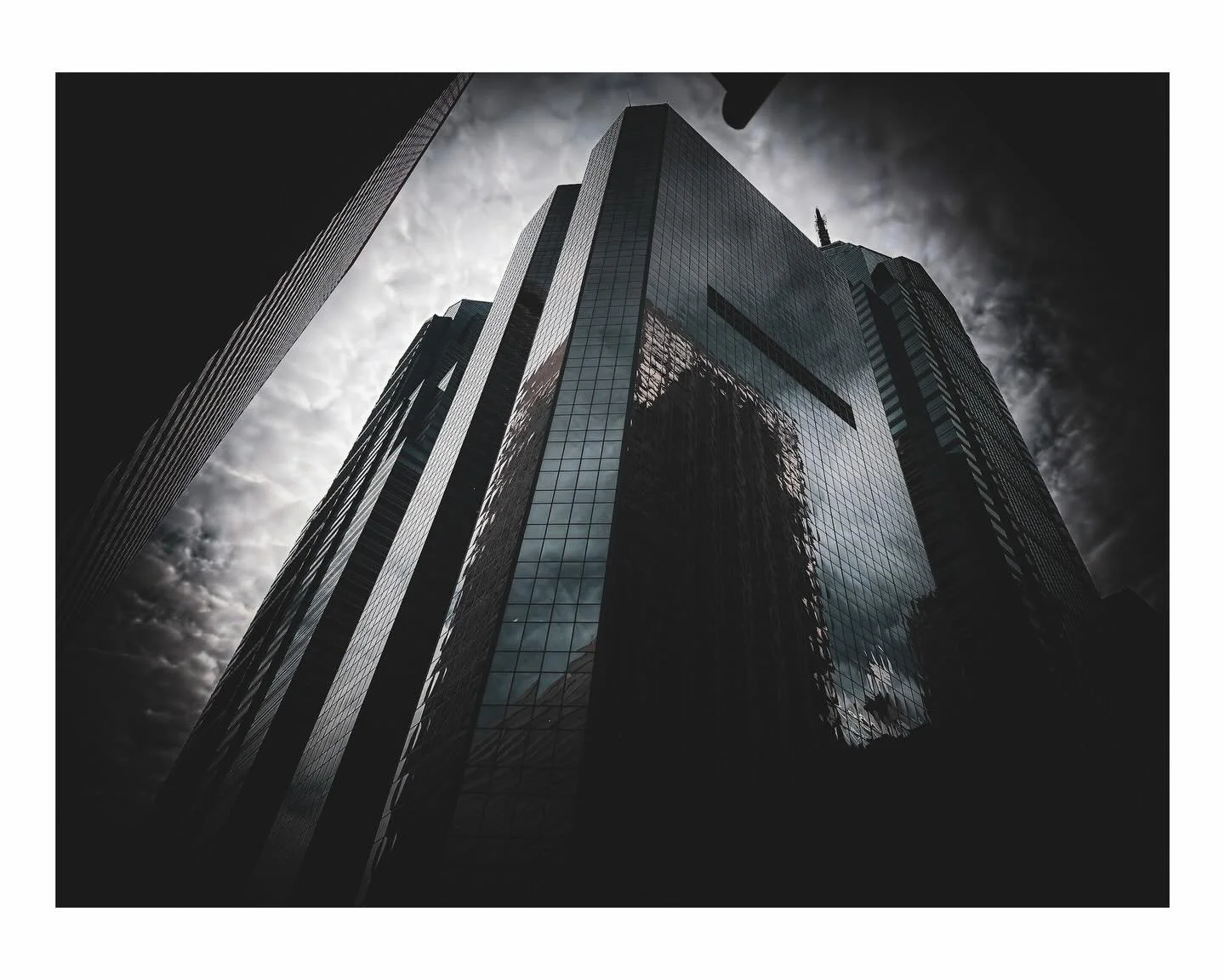 Philly stays towering.
Shots of some buildings around the city. 

#phillyskyscrapers #phillyphotography #philly