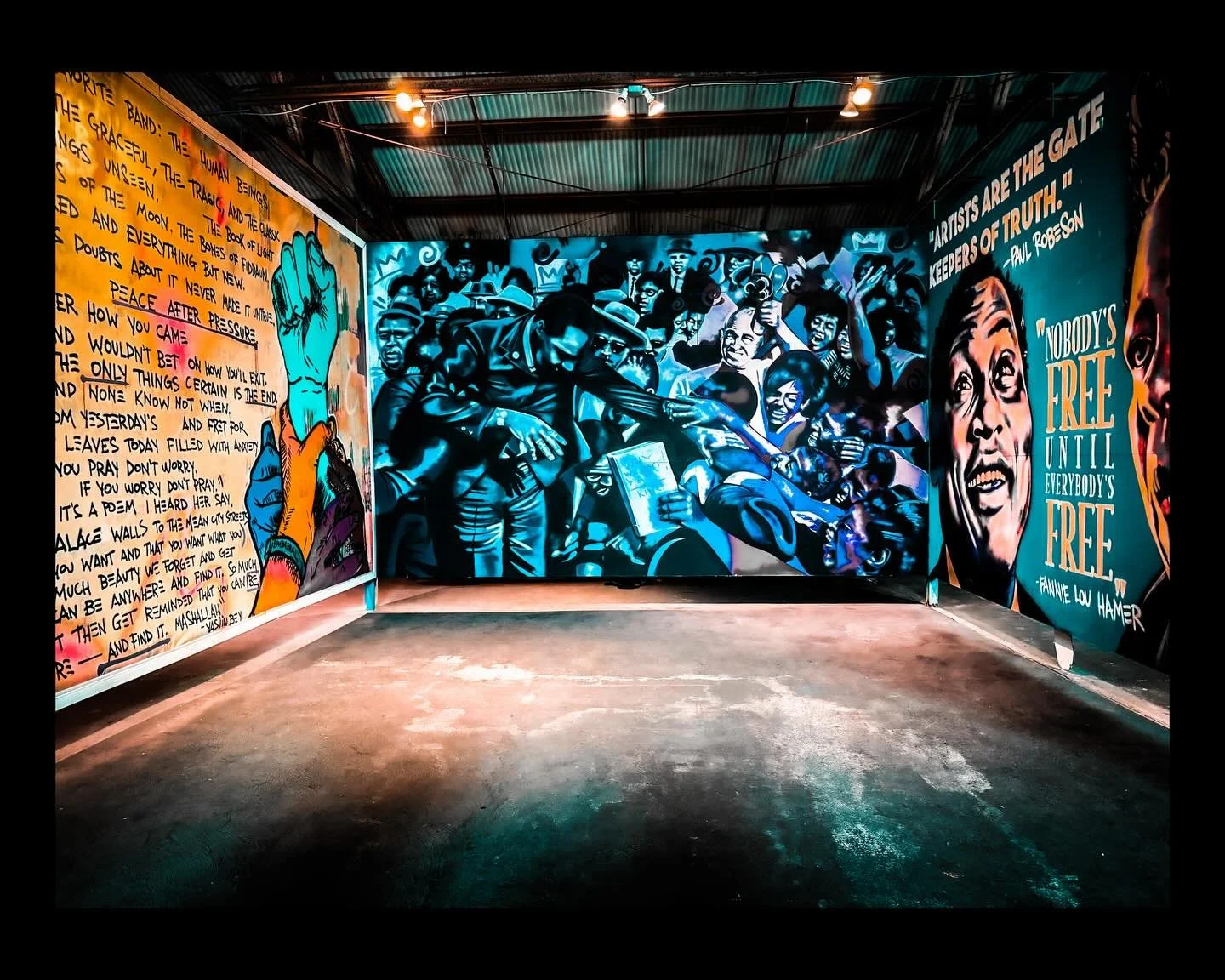 🄷🄰🄿🄿🅈 🄱🄻🄰🄲🄺 🄷🄸🅂🅃🄾🅁🅈 🄼🄾🄽🅃🄷 ✊🏾

In spirit of Black History Month, I want share some photos I captured during my visit to New Orleans with @sunrisemvmt for the Black, Latine, and Indigenous gathering. These photos are of art piece