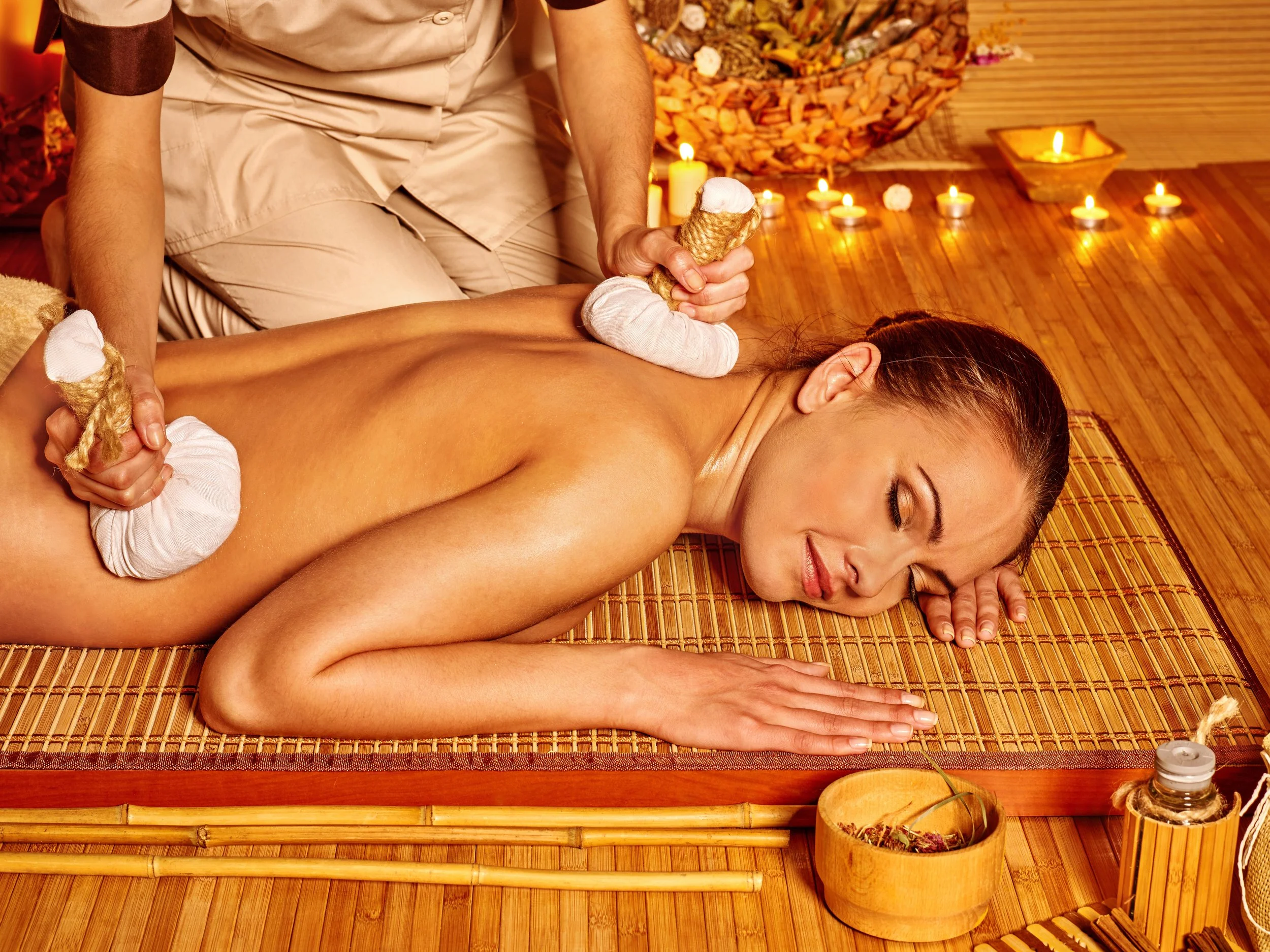 Couples Premium Hot Stone Therapy (60 min)