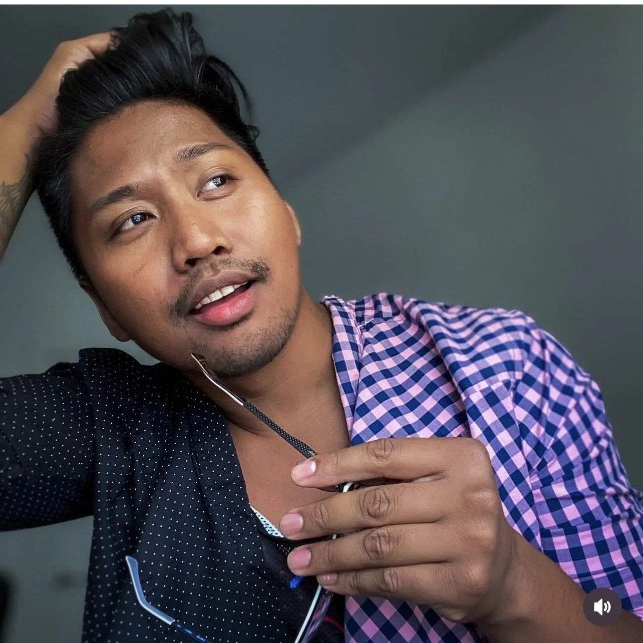 Portrait of Xander Duff captured in natural light, highlighting his personality and on camera presence. Xander Duff is a digital marketing strategist, entrepreneur, and media personality sharing his work, creative projects, and personal brand on xand