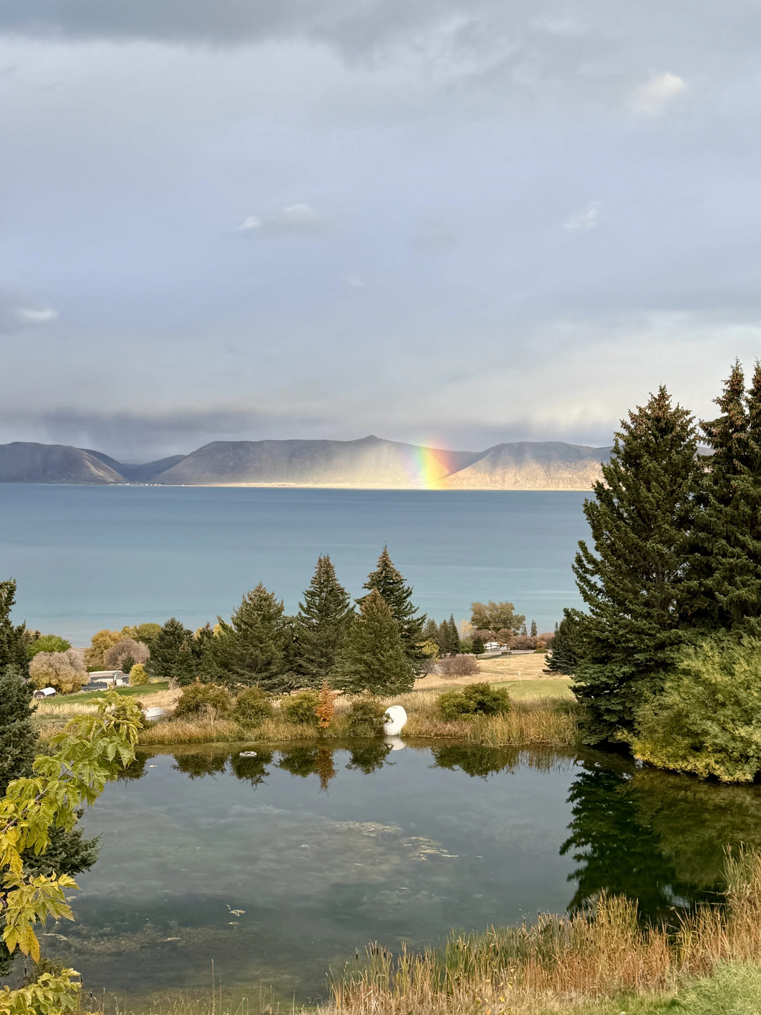 Day 28 – Lakeside Stories &amp; Mountain Views