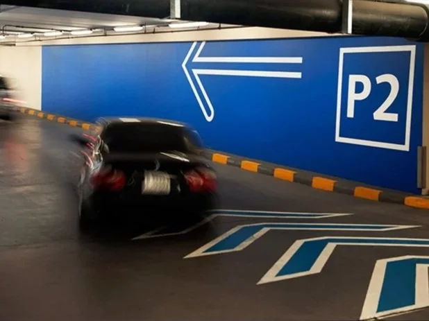 G_DubaiMallParking_05.jpg