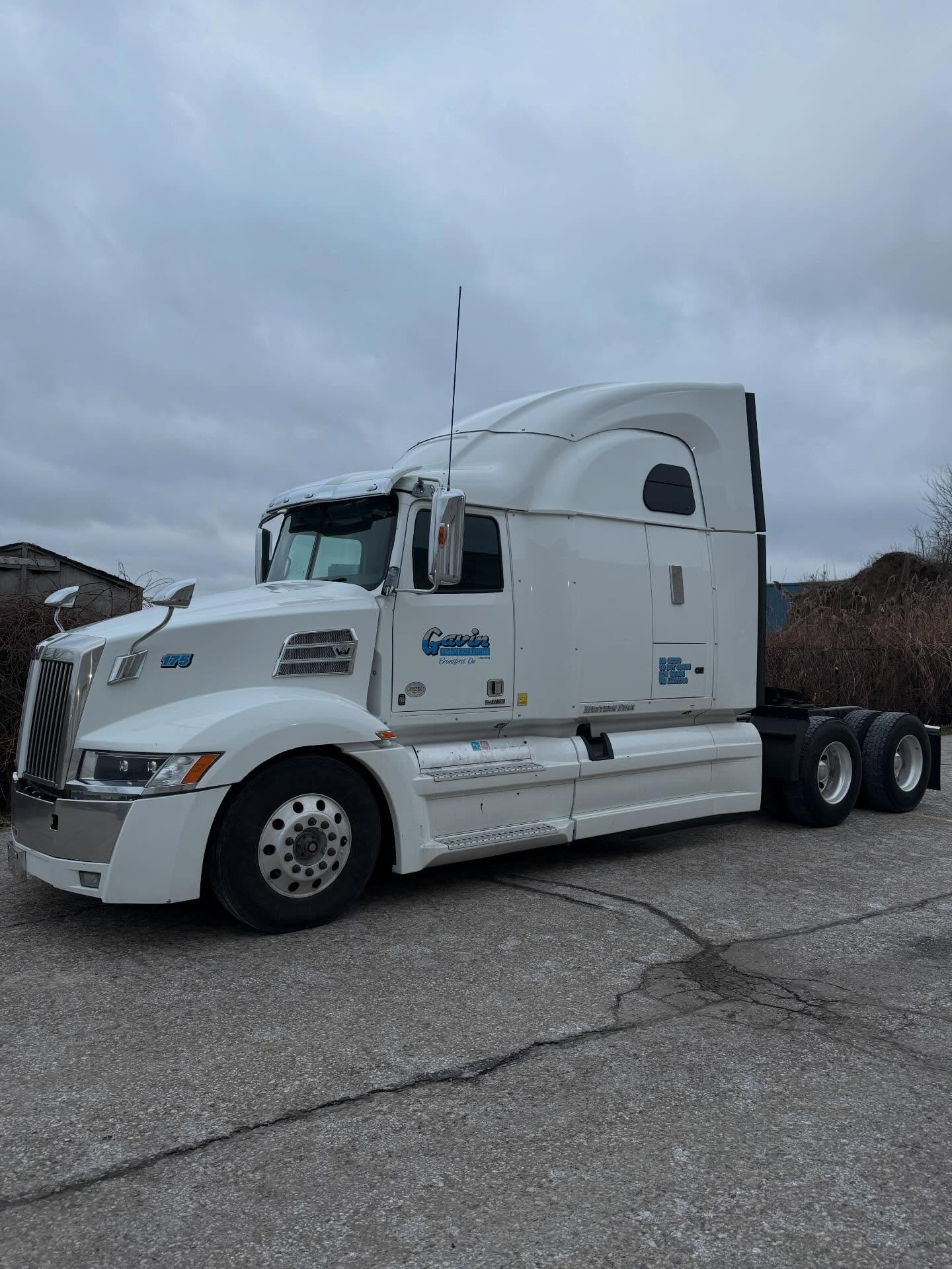 A clean truck isn&rsquo;t just appearance, it&rsquo;s a reflection of your business. Detailed with intention, finished to a higher standard

#jensensautodetailing