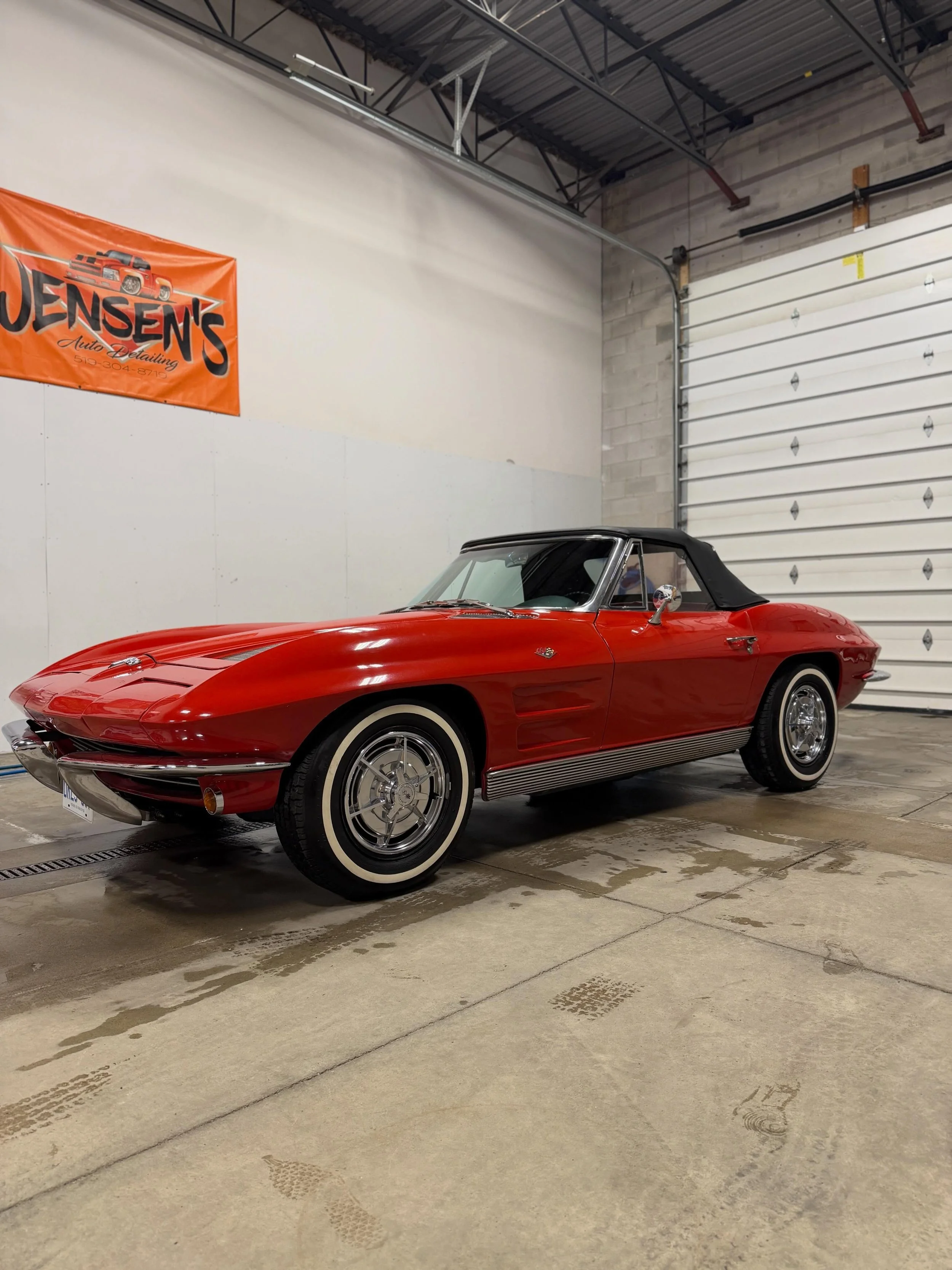 A true piece of history rolled into the shop

This 1963 Corvette came in for a full detail and wax, and left looking just as timeless as the day it was built.

Proper care makes all the difference ✨