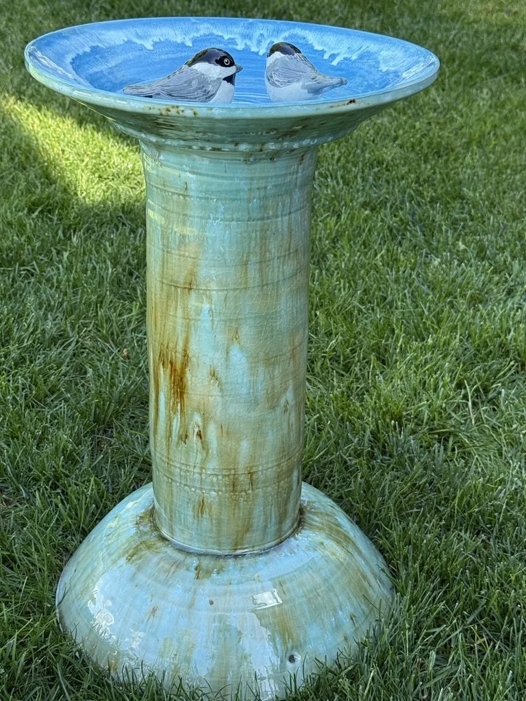 Bird Bath 2 birds.jpg