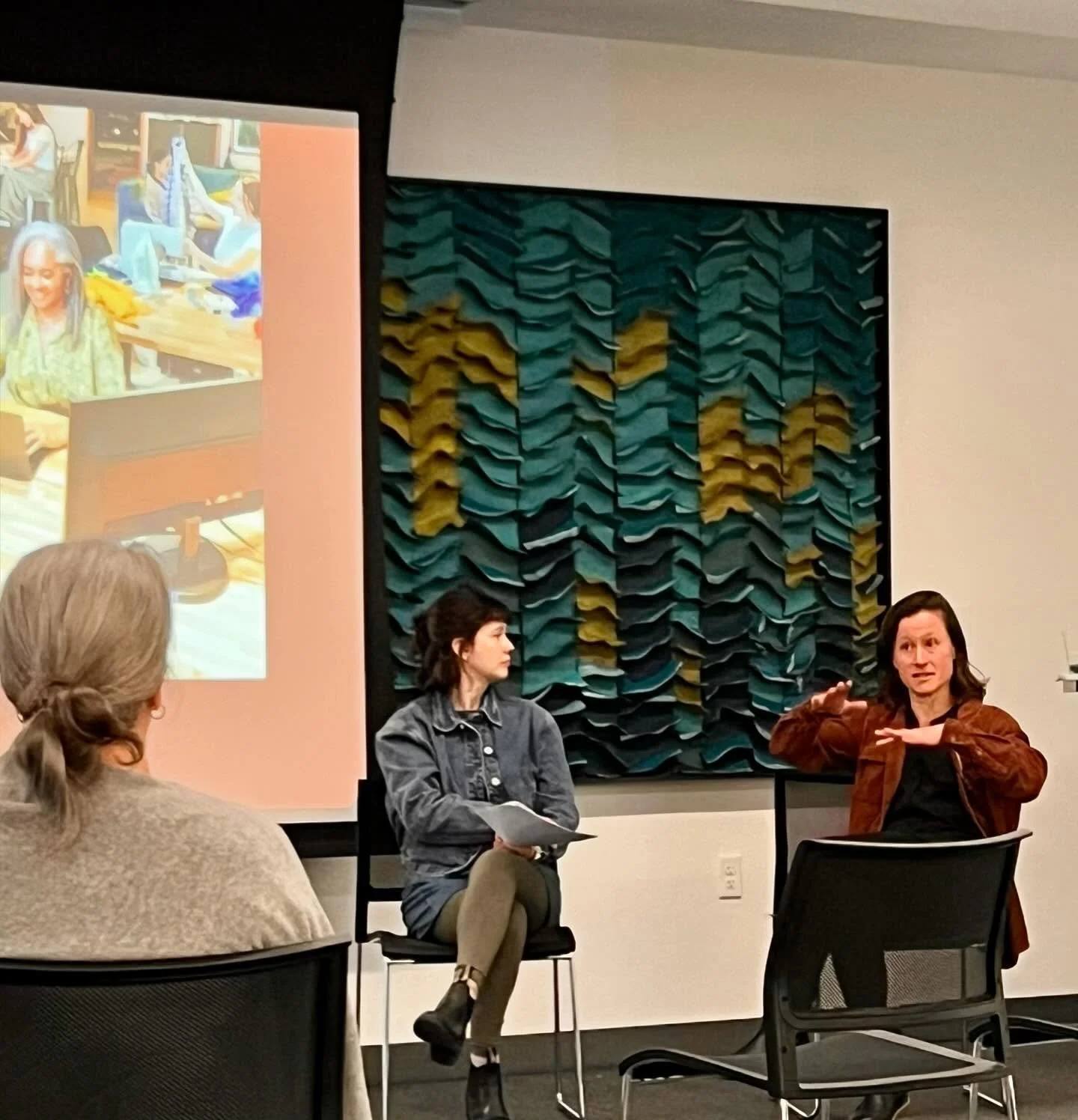 Had such great conversations about menopause at both Bend Public Library and Sisters Public Library last Sunday! 📚 Any topics you all would want more information on?