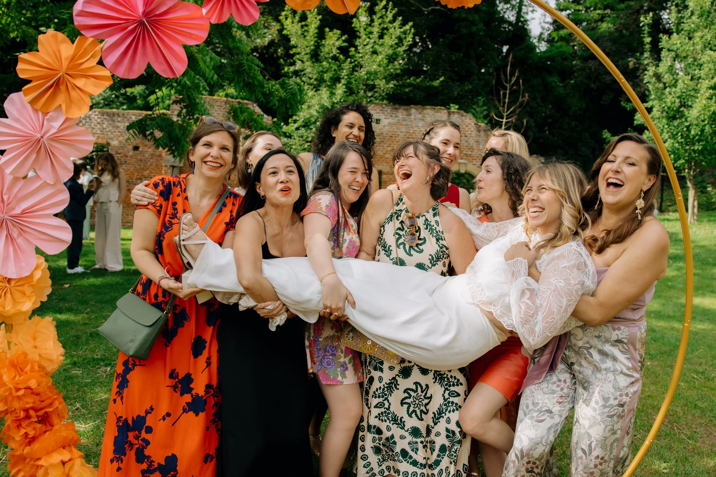 Plan the Perfect Alicante Bachelorette Photoshoot