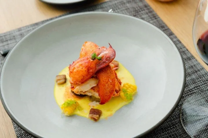 🍽️✨ Welcome to Eden Restaurant aboard the Celebrity Beyond, where dining becomes a culinary masterpiece! Indulge in a menu filled with mouth-watering dishes, from exquisite seafood to perfectly cooked meats, all expertly paired with fine wines. 🌿🍷