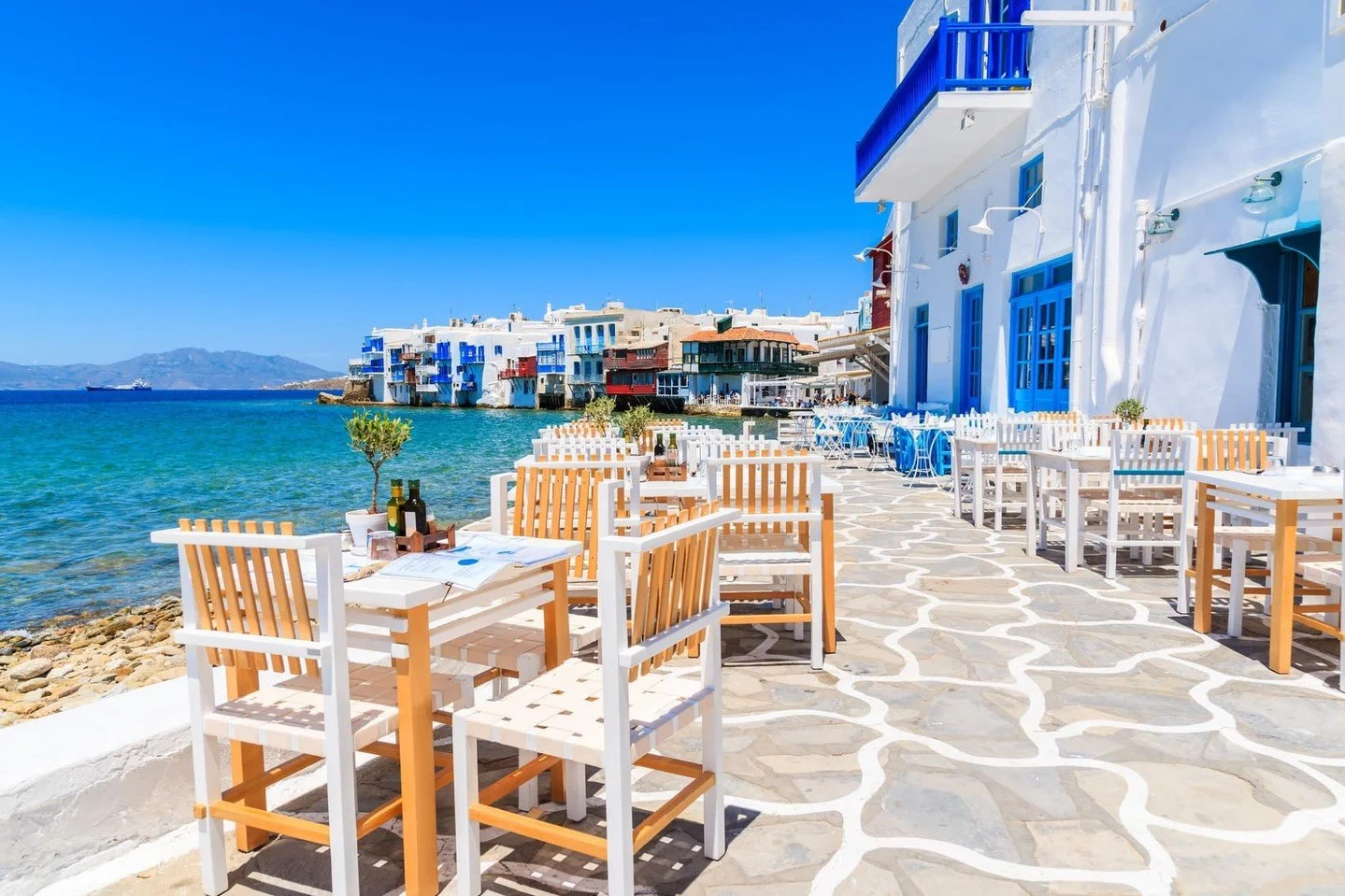 From vivid sunsets to ancient cities, let Mayflower take you across Greece and Turkey aboard a luxurious Yacht as you visit some of the most enchanting, relaxing and beautiful cities across the Aegean Sea. Visit Mykonos, Santorini, Paros, and more be