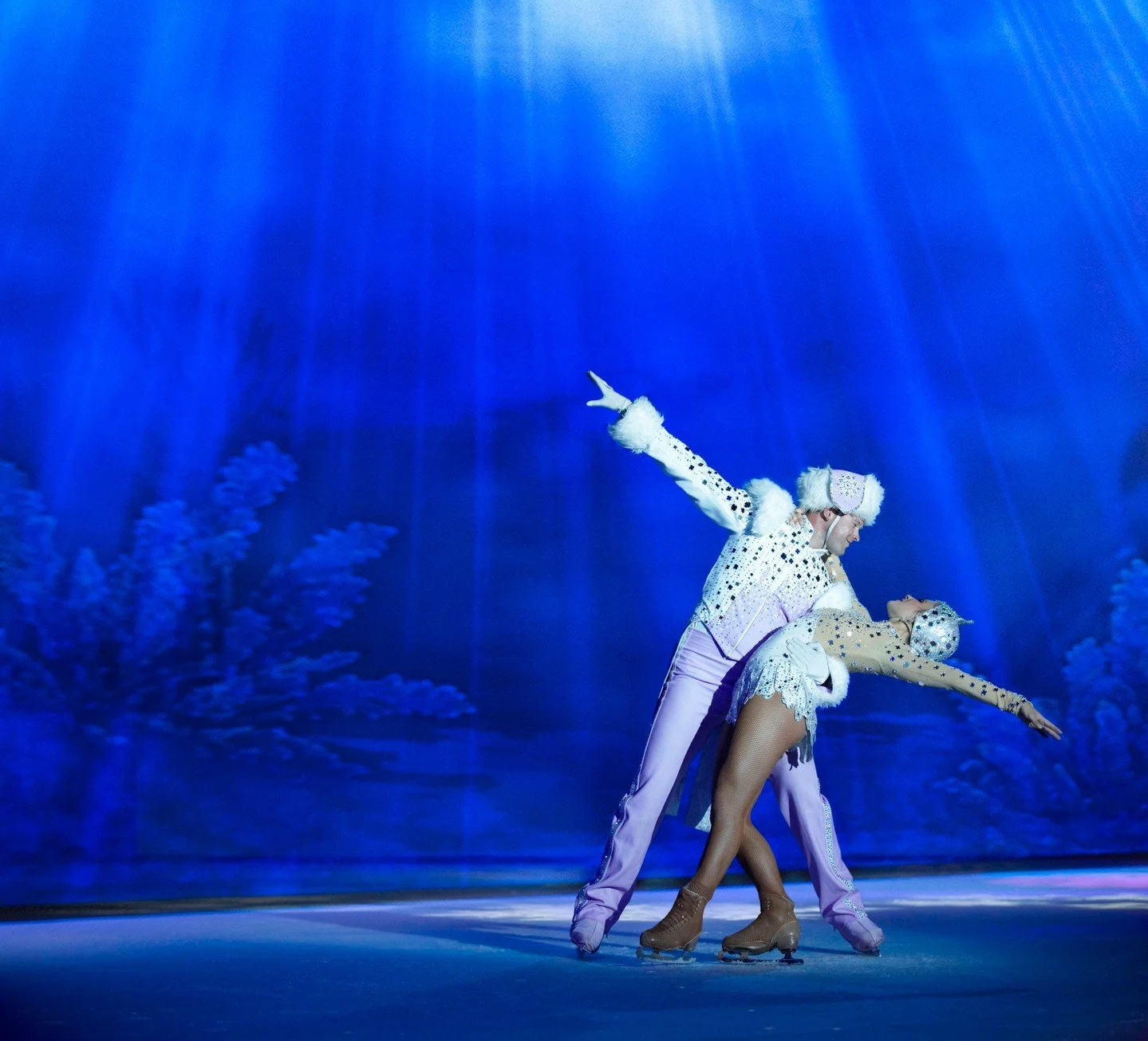 Glide into a world of wonder with Royal Caribbean's dazzling ice skating shows! ❄️ Experience the magic of breathtaking jumps and spins. It's an unforgettable experience waiting for you at sea! Contact me, chris@wanderingdogtravel.com, to book today.