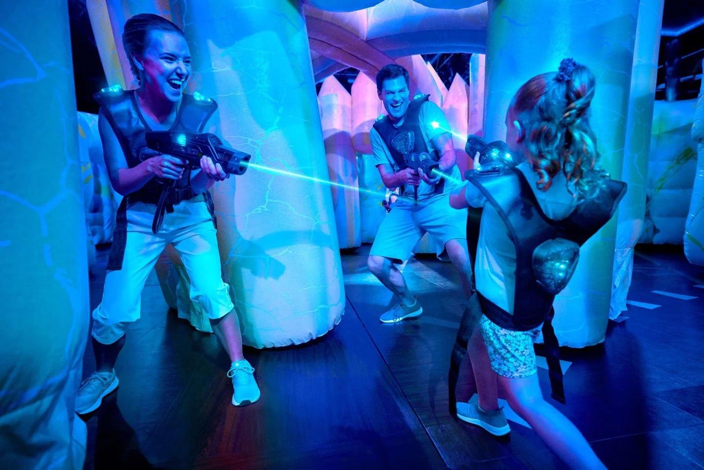 🌊✨ Adventure of all sizes awaits on Star of the Seas! Create unforgettable memories with record-breaking slides, family-friendly games, and thrilling laser tag. Relax poolside or challenge yourselves at our first-ever Royal Escape Rooms. Contact me 