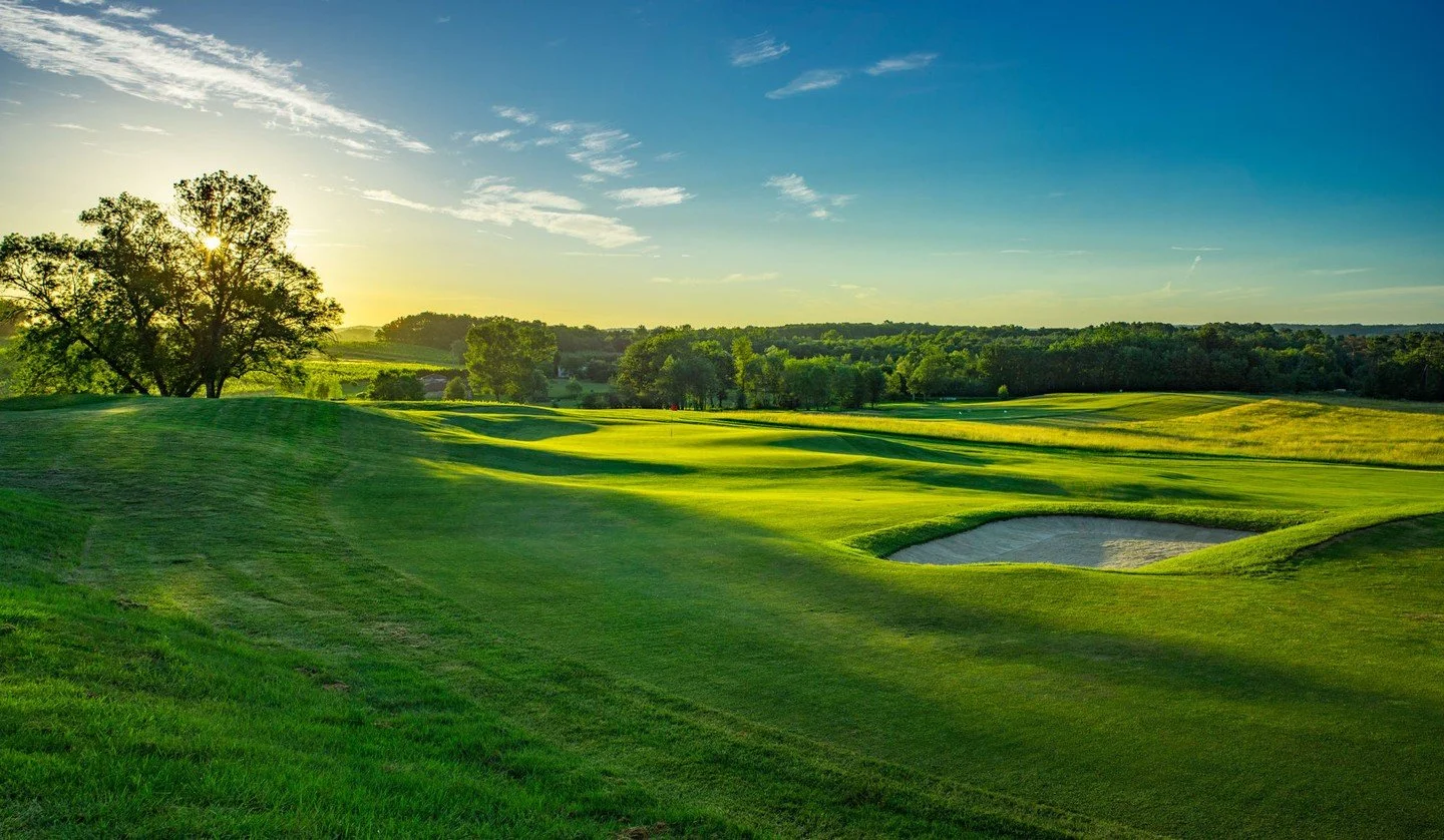 🏌️&zwj;♂️ Golf in Bordeaux, Cruise in Luxury!
Want to play at world-class courses AND sail through the heart of France? This is your perfect golf escape.

🌟 Featured Courses:
 ⛳ Cabot Bordeaux &ndash; The newest elite golf destination, surrounded b