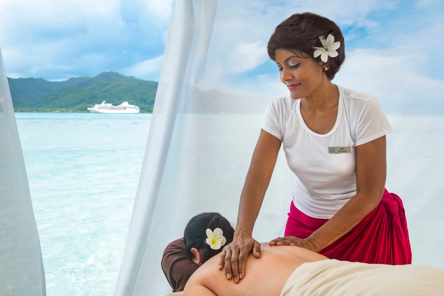 Picture yourself in French Polynesia on a brilliantly sunny morning. You step out onto your private balcony aboard the m/s Paul Gauguin to a balmy breeze and view the almost uninhabited Taha&rsquo;a, with its carpet of greenery, rising out of a cerul