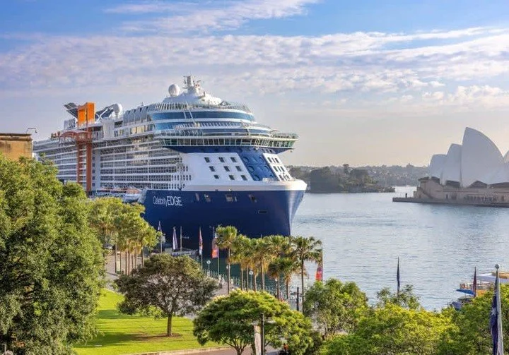 🇦🇺✨ Get ready to explore the stunning Australia sailings aboard the Celebrity Edge! As you arrive in the vibrant city of Sydney, be captivated by the iconic Sydney Opera House and breathtaking cityscape. Experience the perfect blend of modern archi
