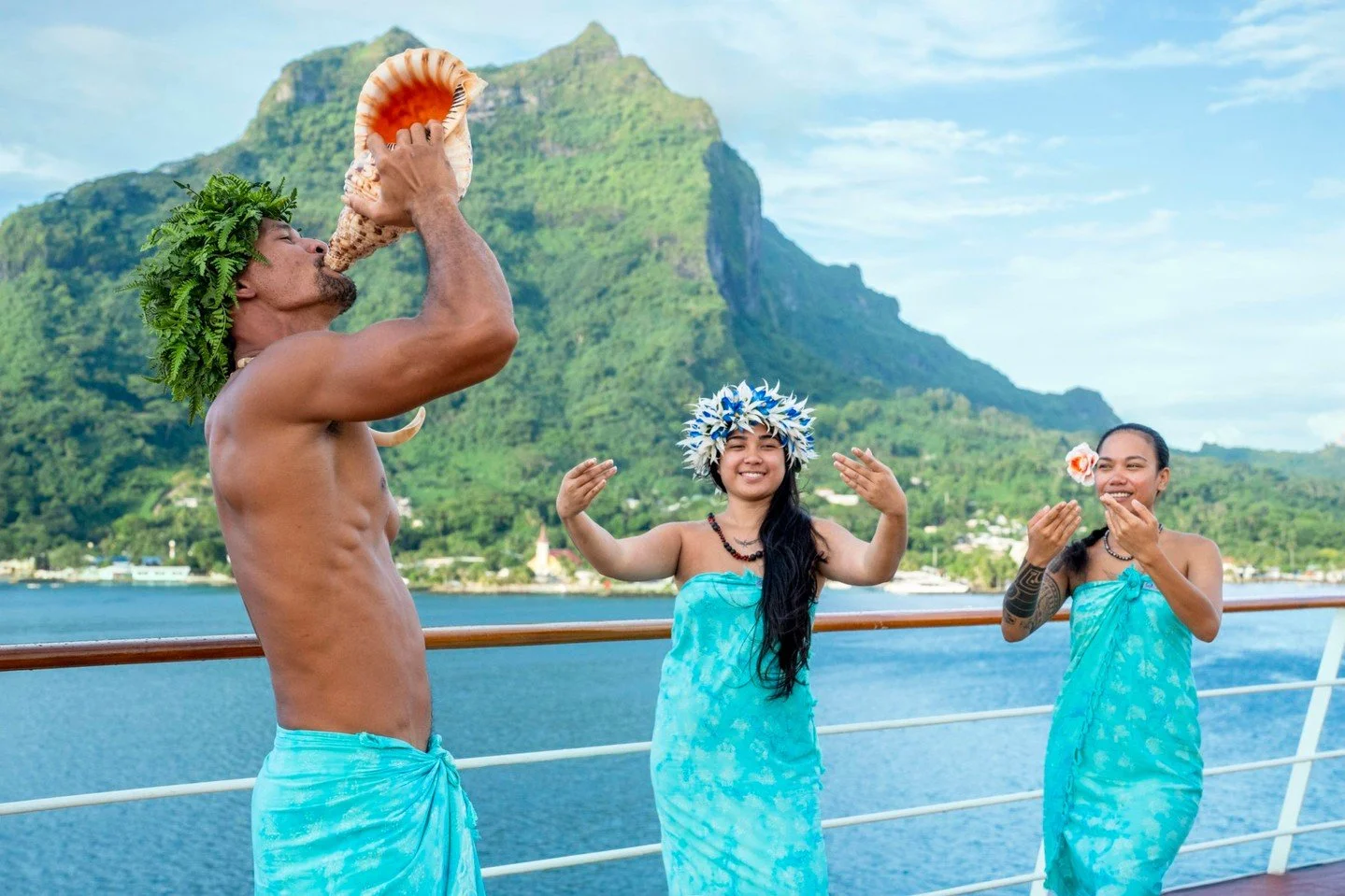 Navigate four unique archipelagos for a truly immersive South Seas experience with Paul Gauguin Cruises. 

From Fiji&rsquo;s pristine shores, shallow lagoons, and crystal-clear waters rich marine life, dubbed by Jacques Cousteau as the Soft Coral Cap
