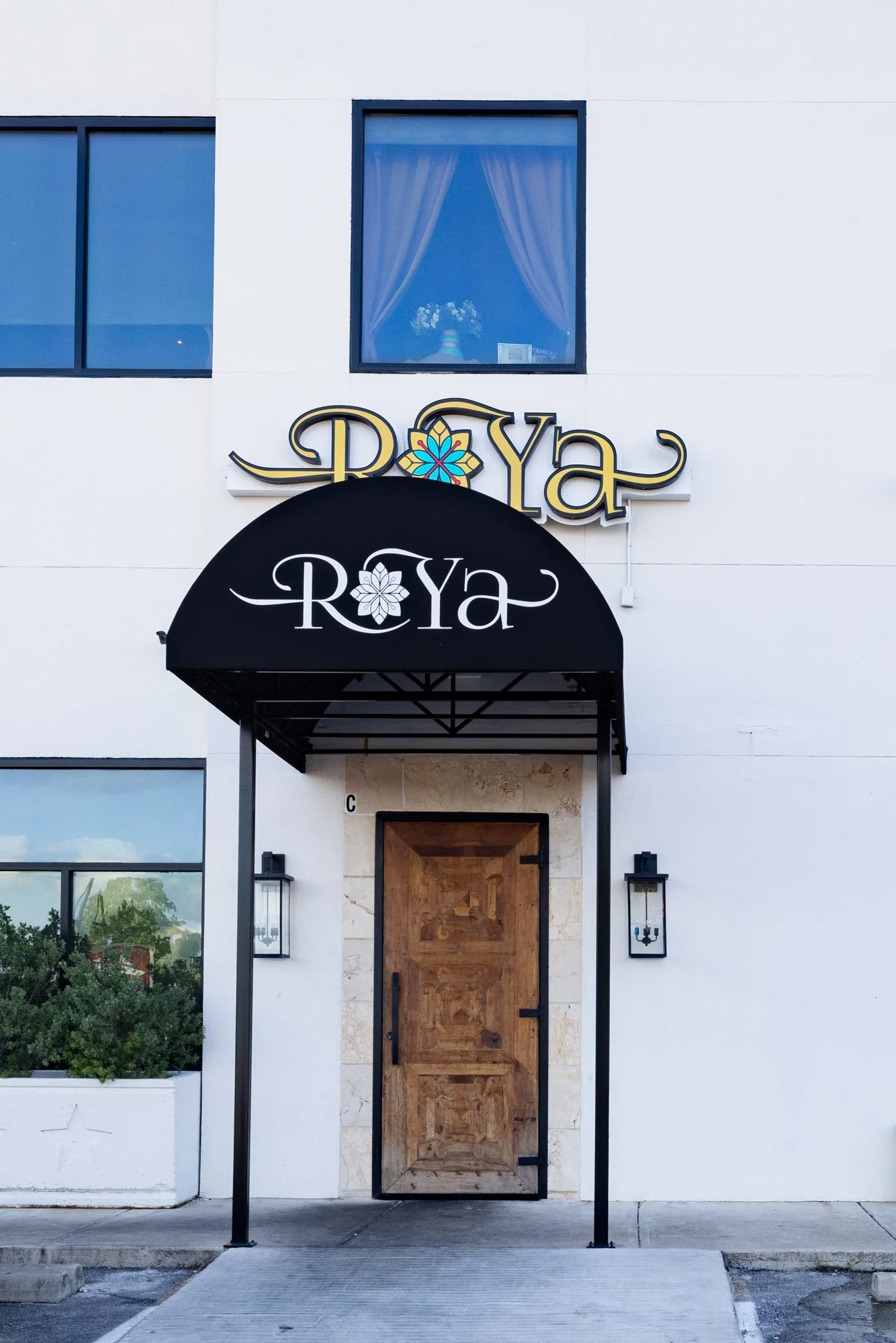 20-Roya-001.jpg