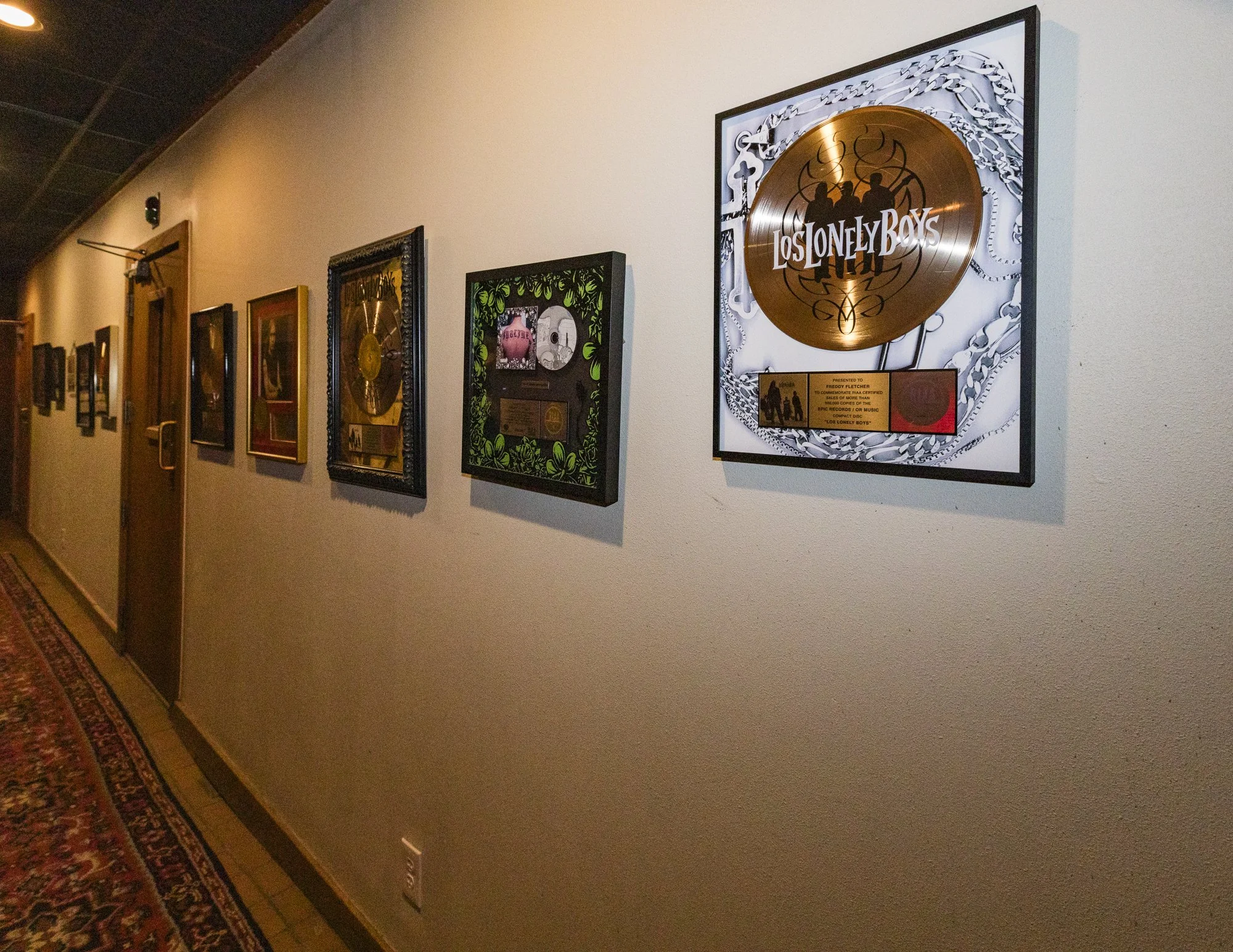 17-ArlynStudios-005.jpg