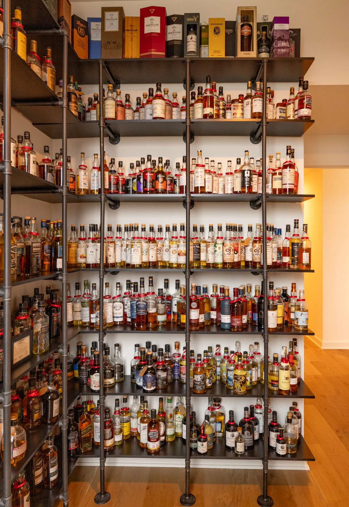 13-SipSavorScotch-006.jpg