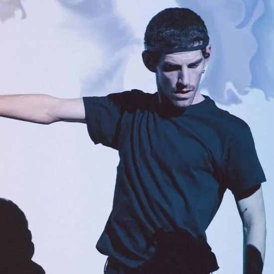 Harmonieus uit Balans: Dans Ontmoet Kunst en Wetenschap