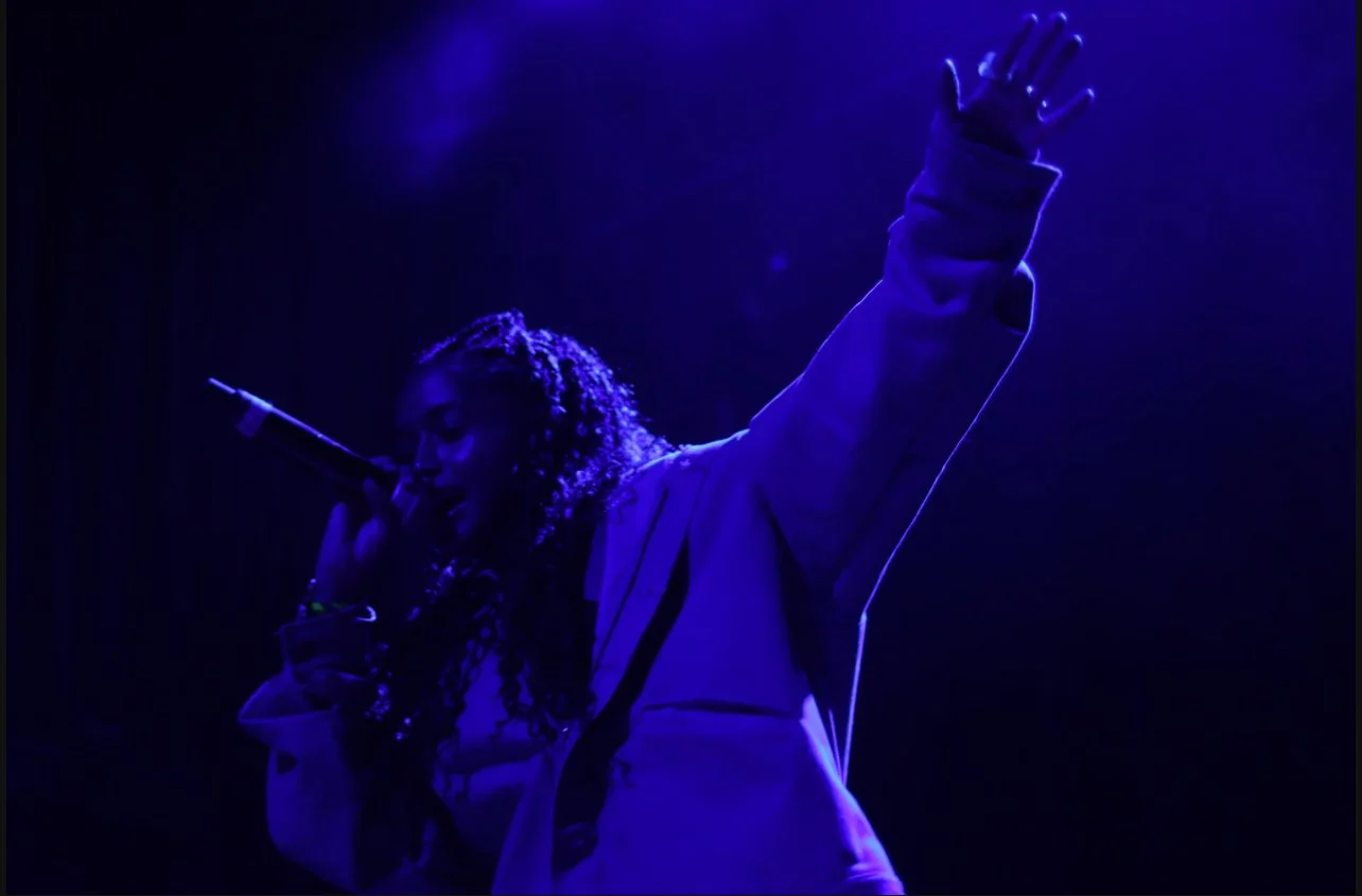 Senite Opens for Saba
