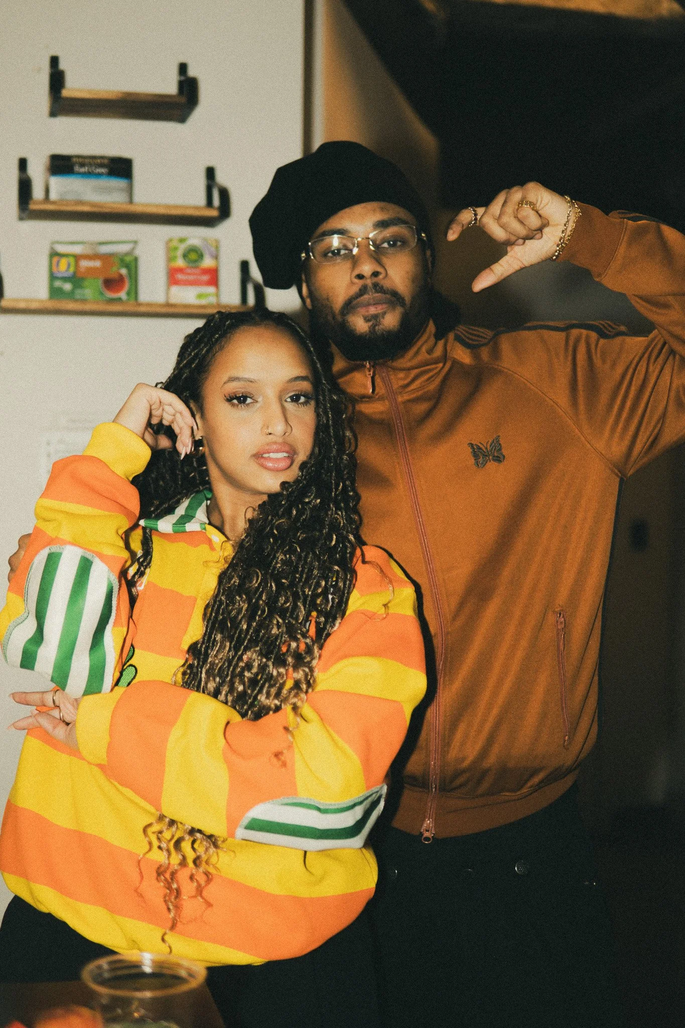 Senite Opens For venna