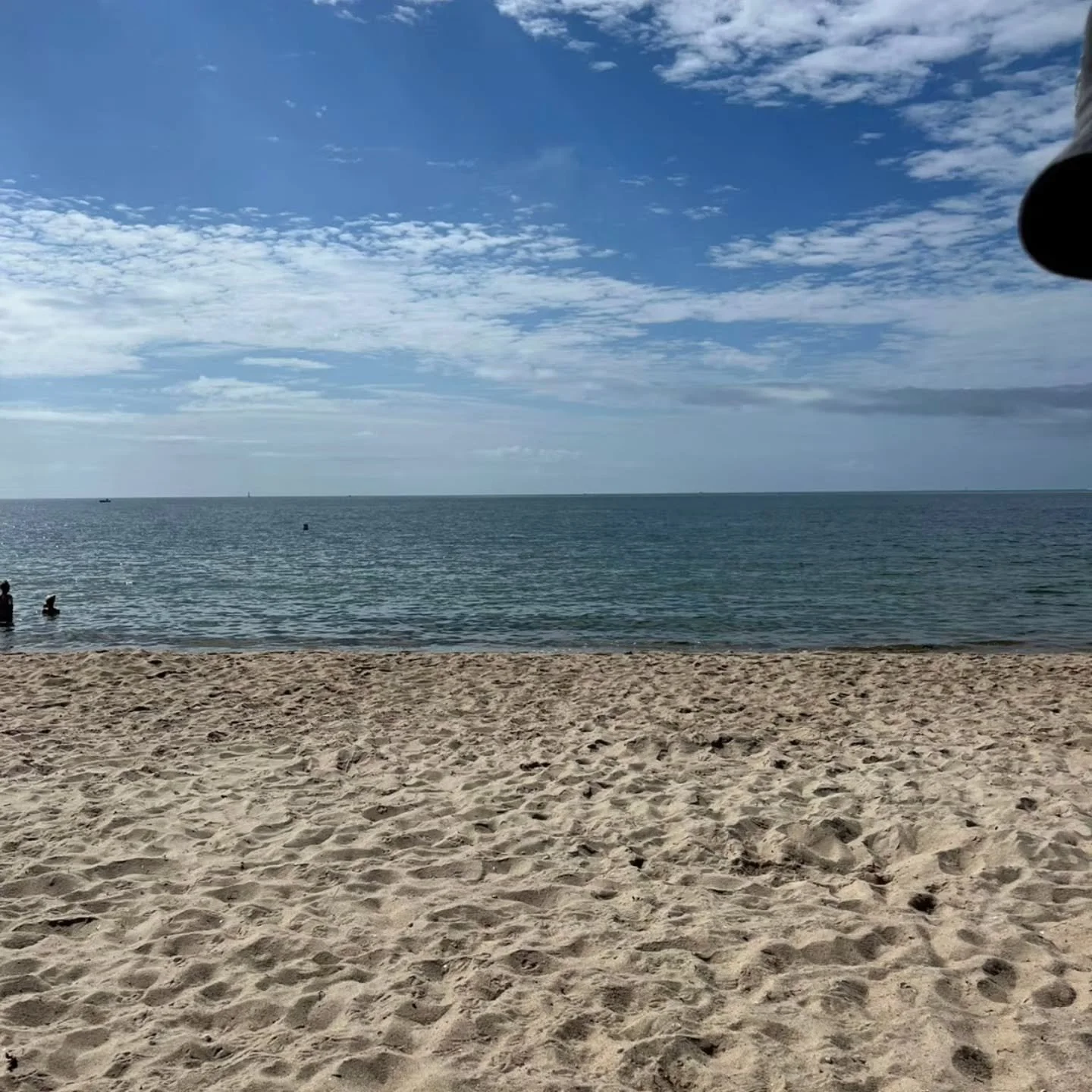 BEACH TRIP!!!! I just got back today im gonna spend all day tomorrow getting the studio ready for opening on Tuesday 🥰🥰🥰 I had so much fun tho im so refreshed and ready to gooooo