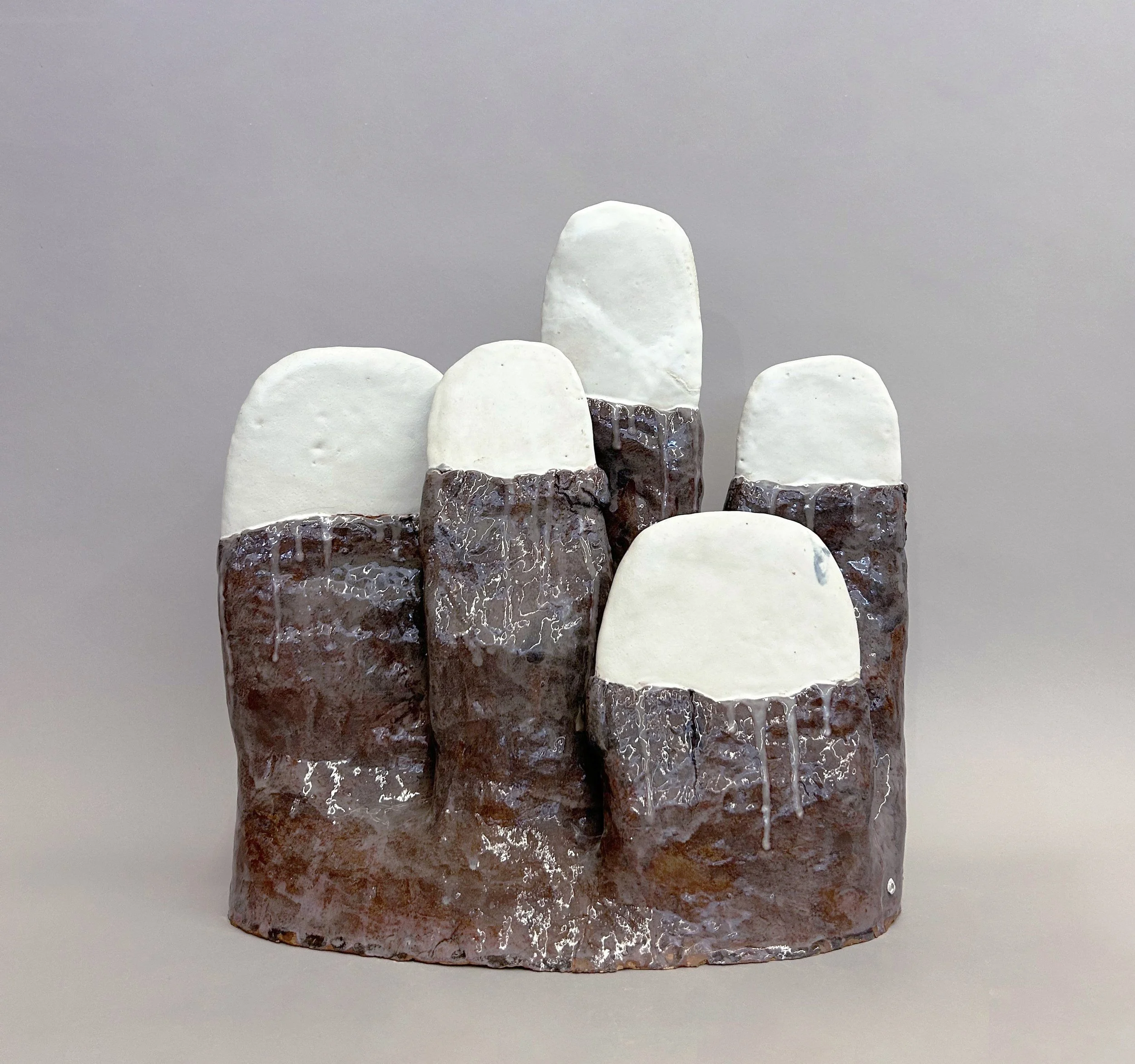  Squashed, 2024  Glazed ceramic  44 × 45 × 18 cm 