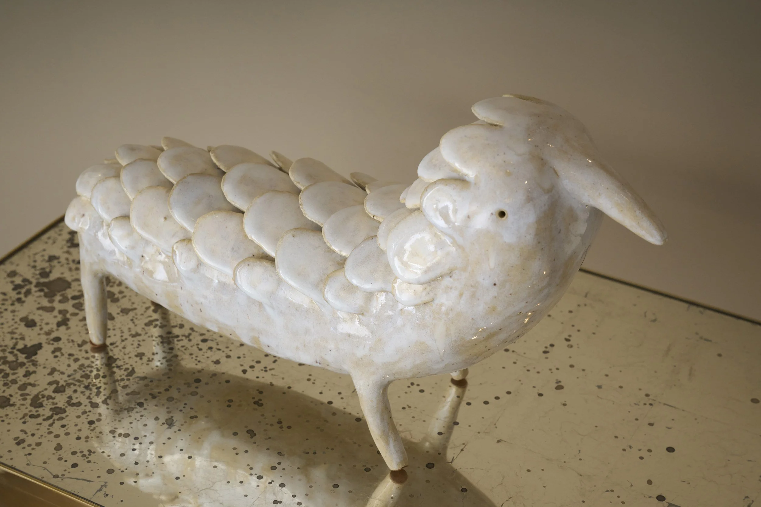  Creamy White, 2024  Glazed ceramic  20 × 37 × 12 cm 