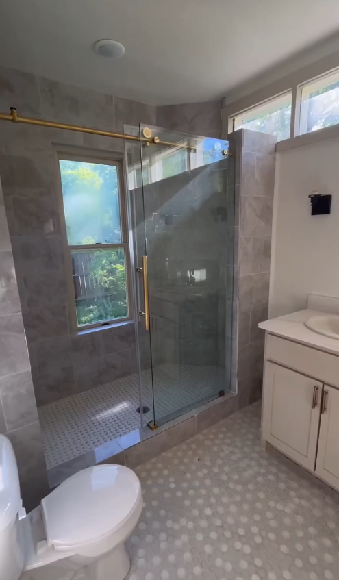 bath pic 2.png