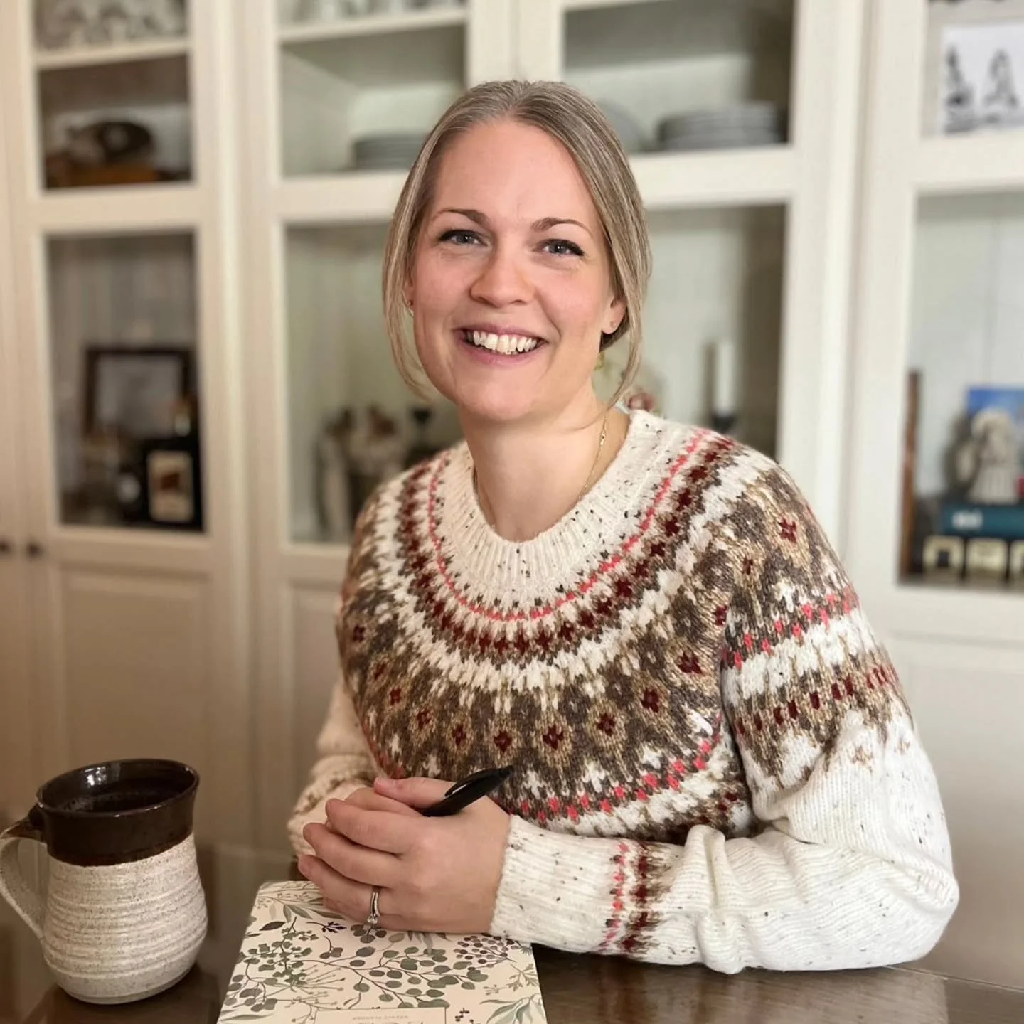 Does this sound like you? 

You know you need better quality written content in your marketing to increase leads and sales, but just don&rsquo;t have the time!

Your small business website just can&rsquo;t seem to convert visitors into customers or c