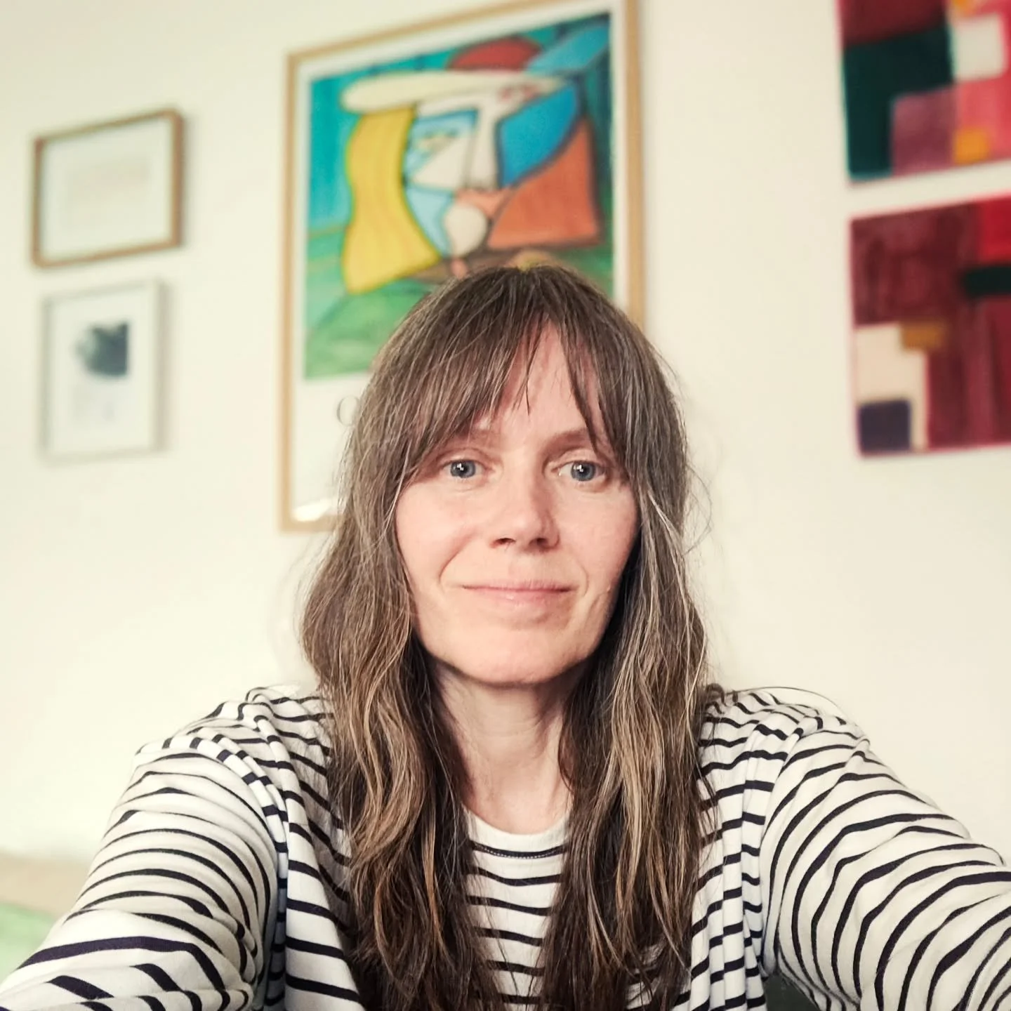 Hi, I&rsquo;m Eileen - founder of @convo.project.

I started The Conversation Project to create more space for real conversations in a world that can feel fast, distracted and disconnected.

Through walks and small group experiences, I bring people t