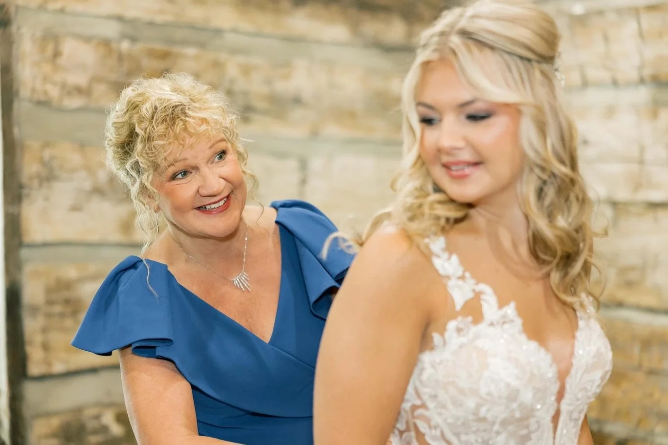 Today we&rsquo;re celebrating the beautiful bond between brides and their moms 🤍

The quiet moments, happy tears, tight hugs, helping hands, and all the love shared on a wedding morning &mdash; these are the memories that make the day so unforgettab
