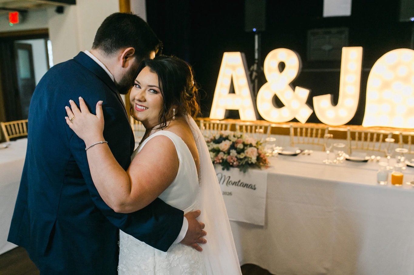 Kicking off wedding season with the sweetest day and the dreamiest glam ✨

There&rsquo;s nothing better than being part of such special moments and helping our brides feel their absolute best. If this first wedding is any indication of how the season
