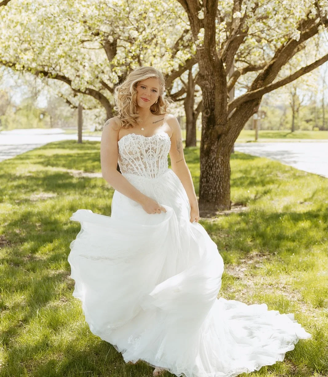 Soft, beautiful, and timeless 🤍

Busy wedding season is officially in full swing at Amber Glow Collective, and our hearts are so full. We are incredibly grateful for each and every bride who trusts us to be part of such a special day, and for our am