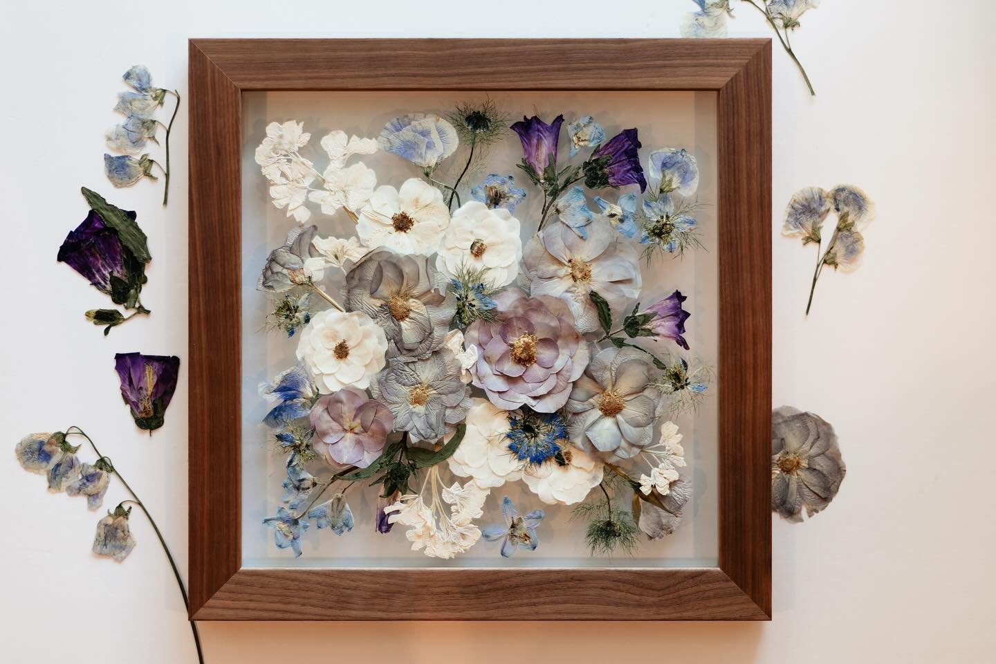 A lavender wedding bouquet for @karissa._.brown  This is too 10 at least of my favorite bouquets I&rsquo;ve made and it pressed so well!!