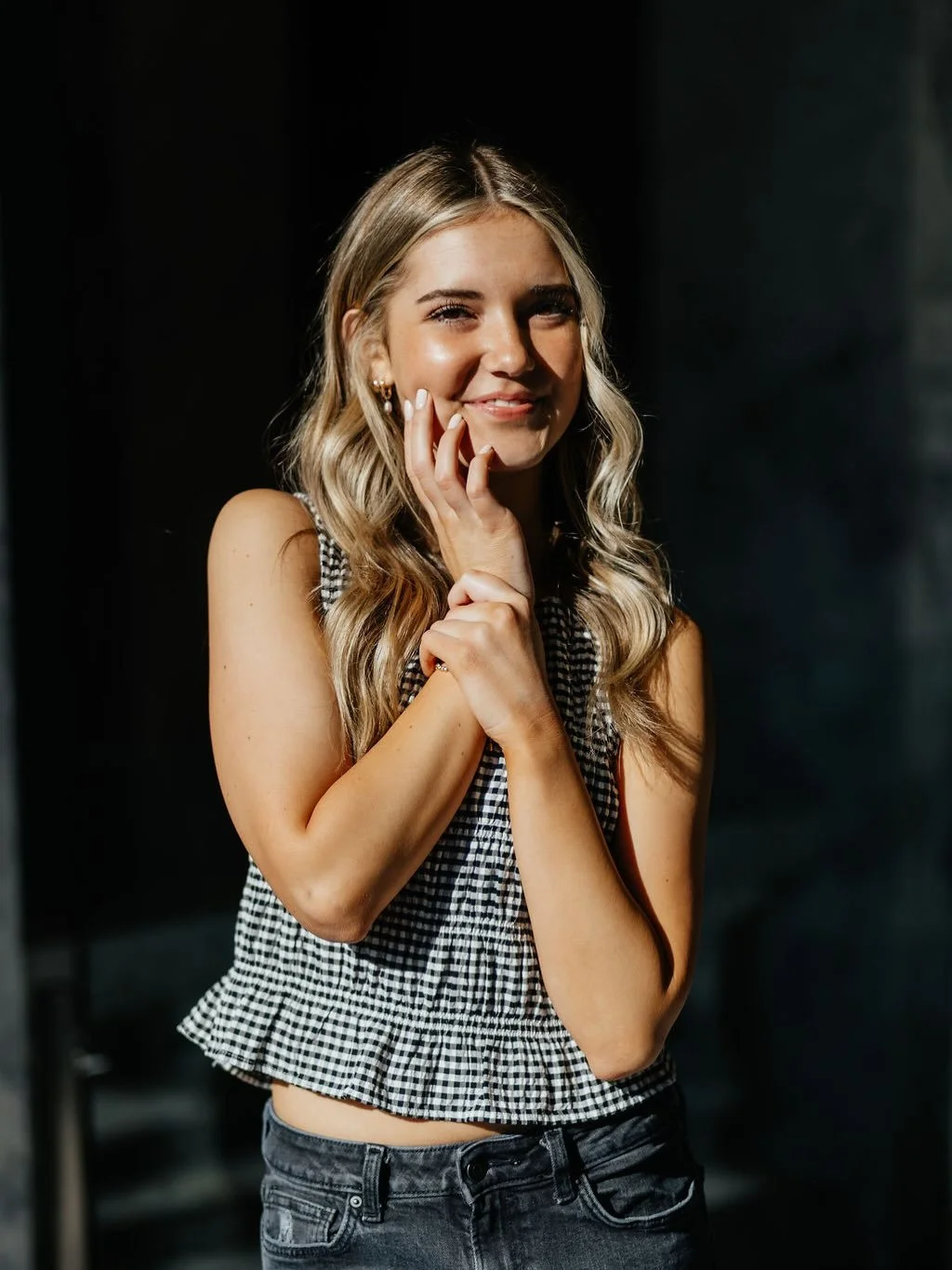 Ok ok I know graduation has happened but I still want to share all the amazing seniors I got to meet and document and give each of them a moment! This is Saylor- class of 2026 and she is darling! I loved meeting her and hearing about her next big adv