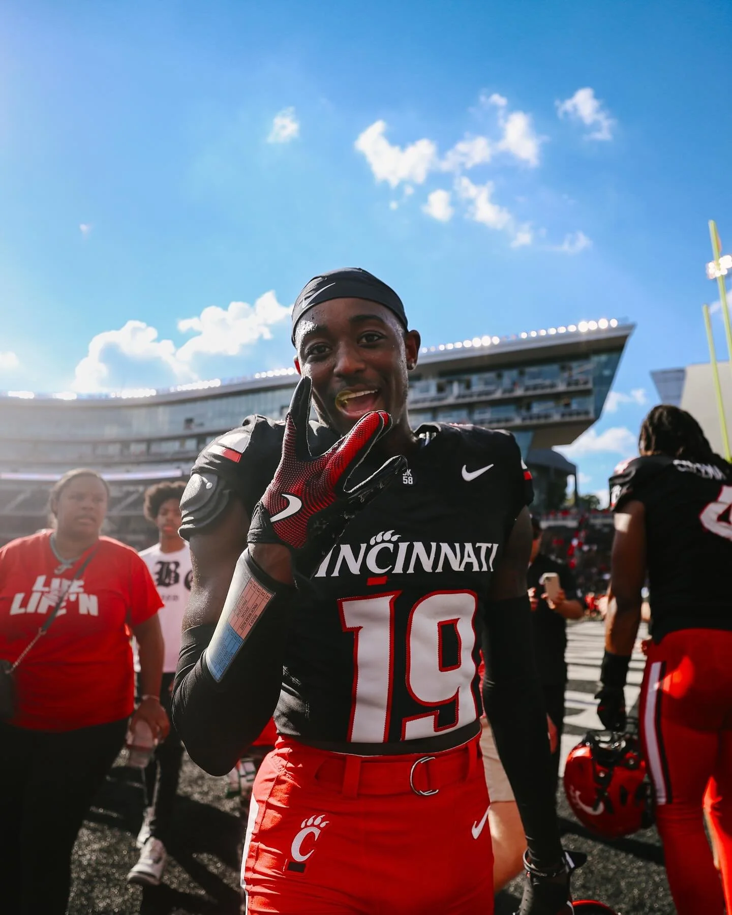 W&rsquo;s in the chat
#gobearcats