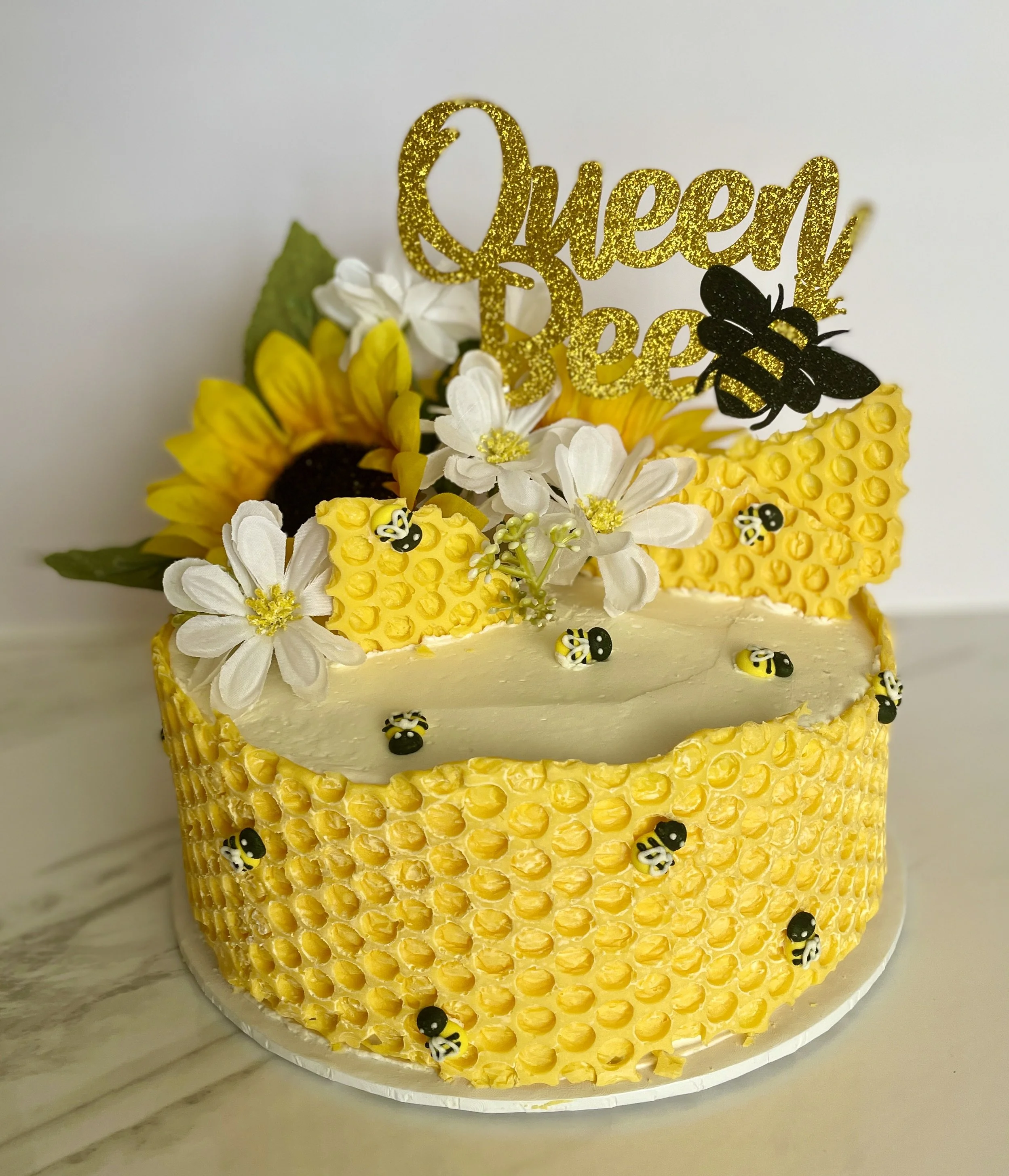 Queen Bee Cake