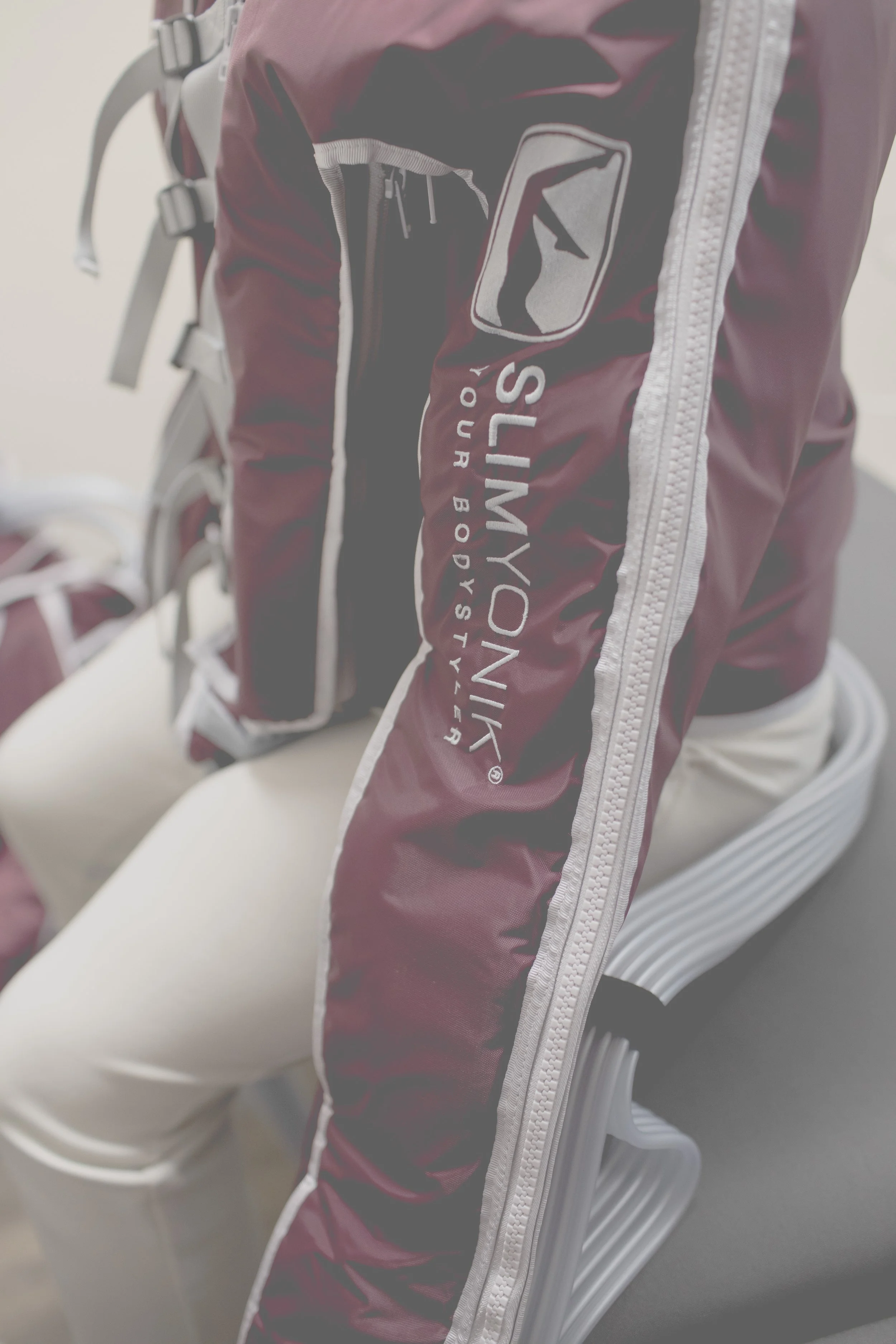 SLYMYONIK Druckmassage Zollstock