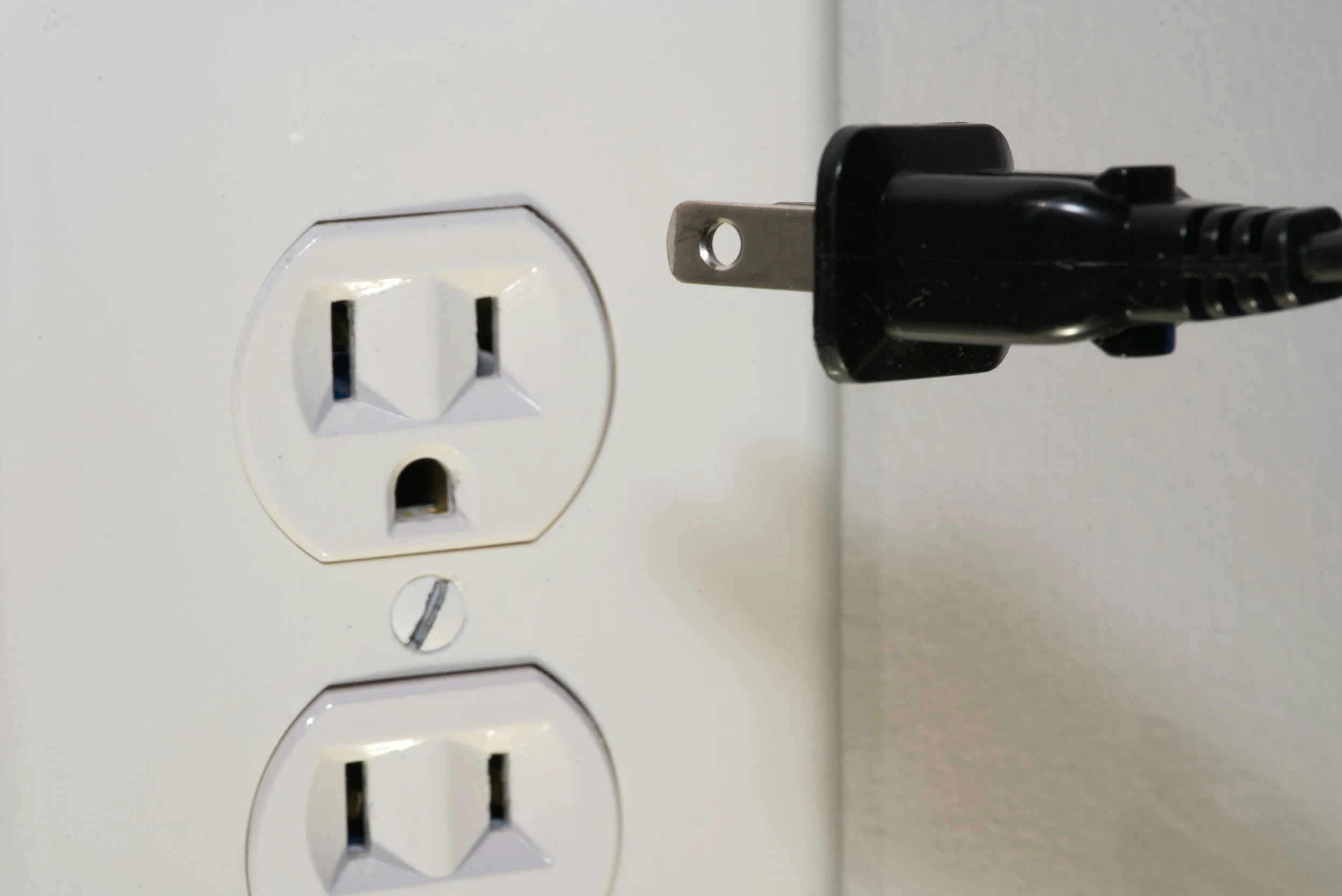 white duplex receptacle in Gilbert, AZ