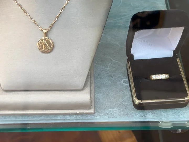 🚨 It&rsquo;s the final weekend at the Sawdust Festival! Don&rsquo;t miss your chance to come by and check out my handcrafted jewelry collection&mdash;each piece forged with passion and precision. We&rsquo;re steamrolling through the weekend with sty